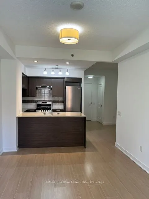 320 Tweedsmuir Avenue #209