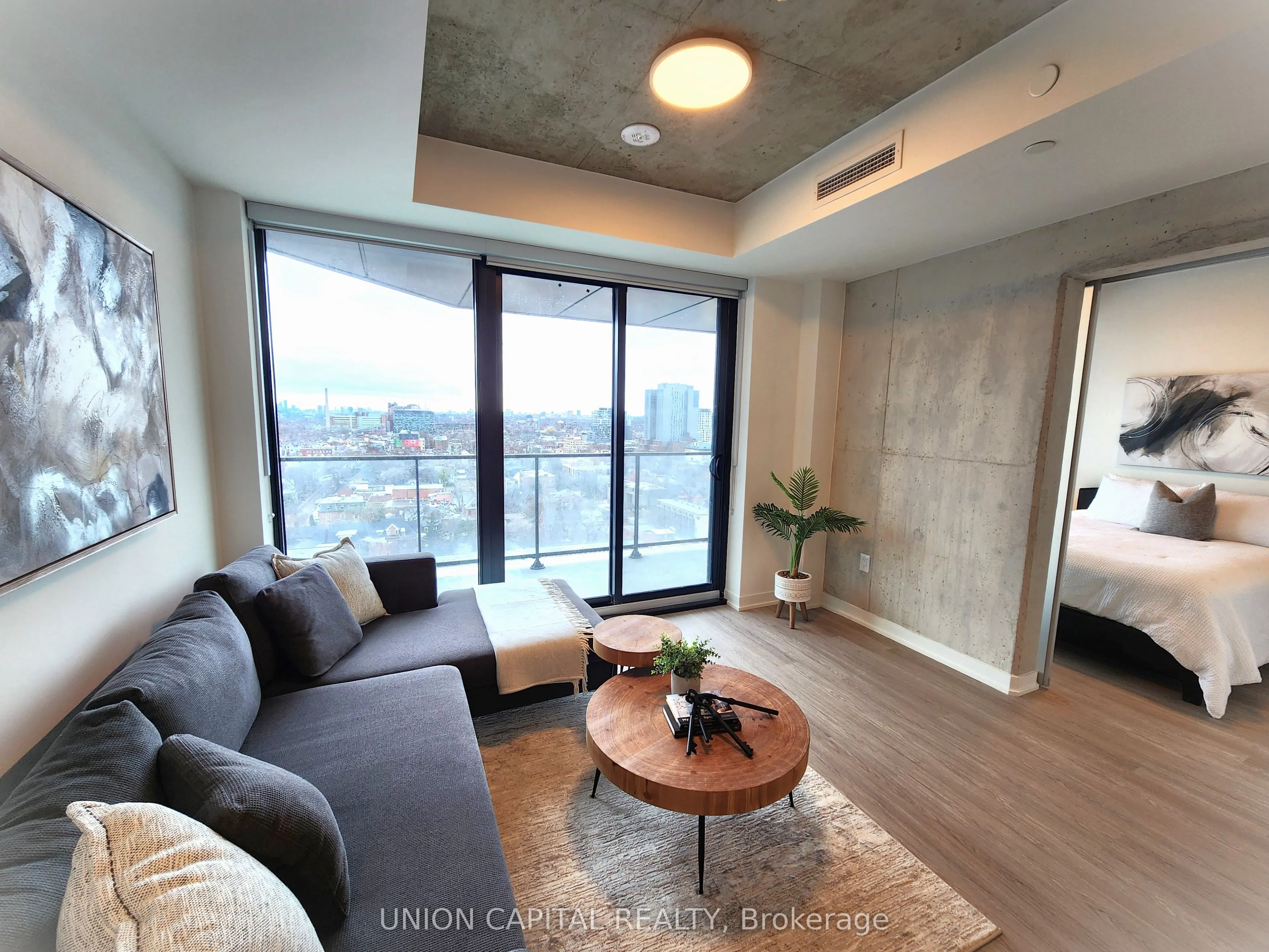 195 McCaul Street #1601
