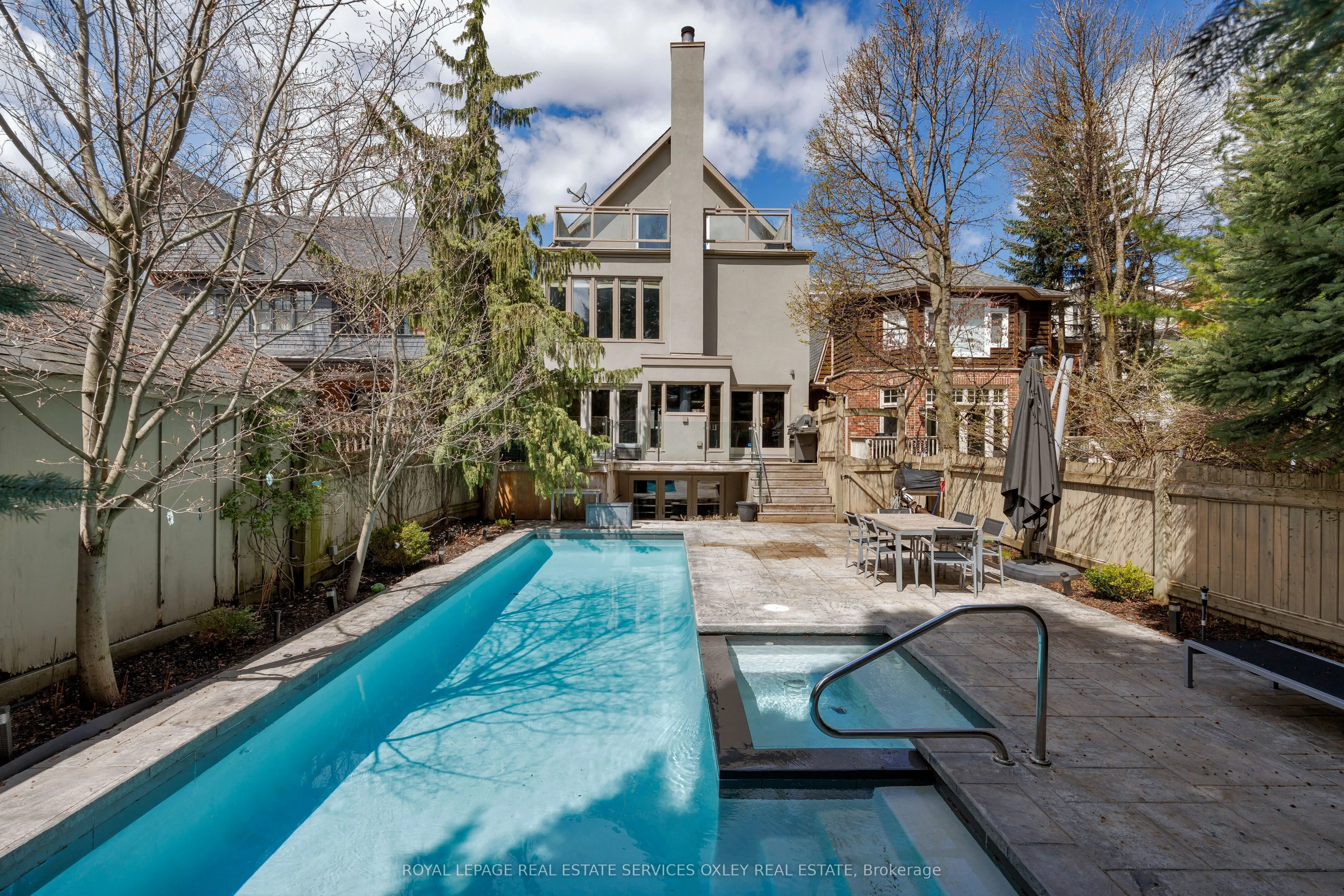 67 Lynwood Avenue