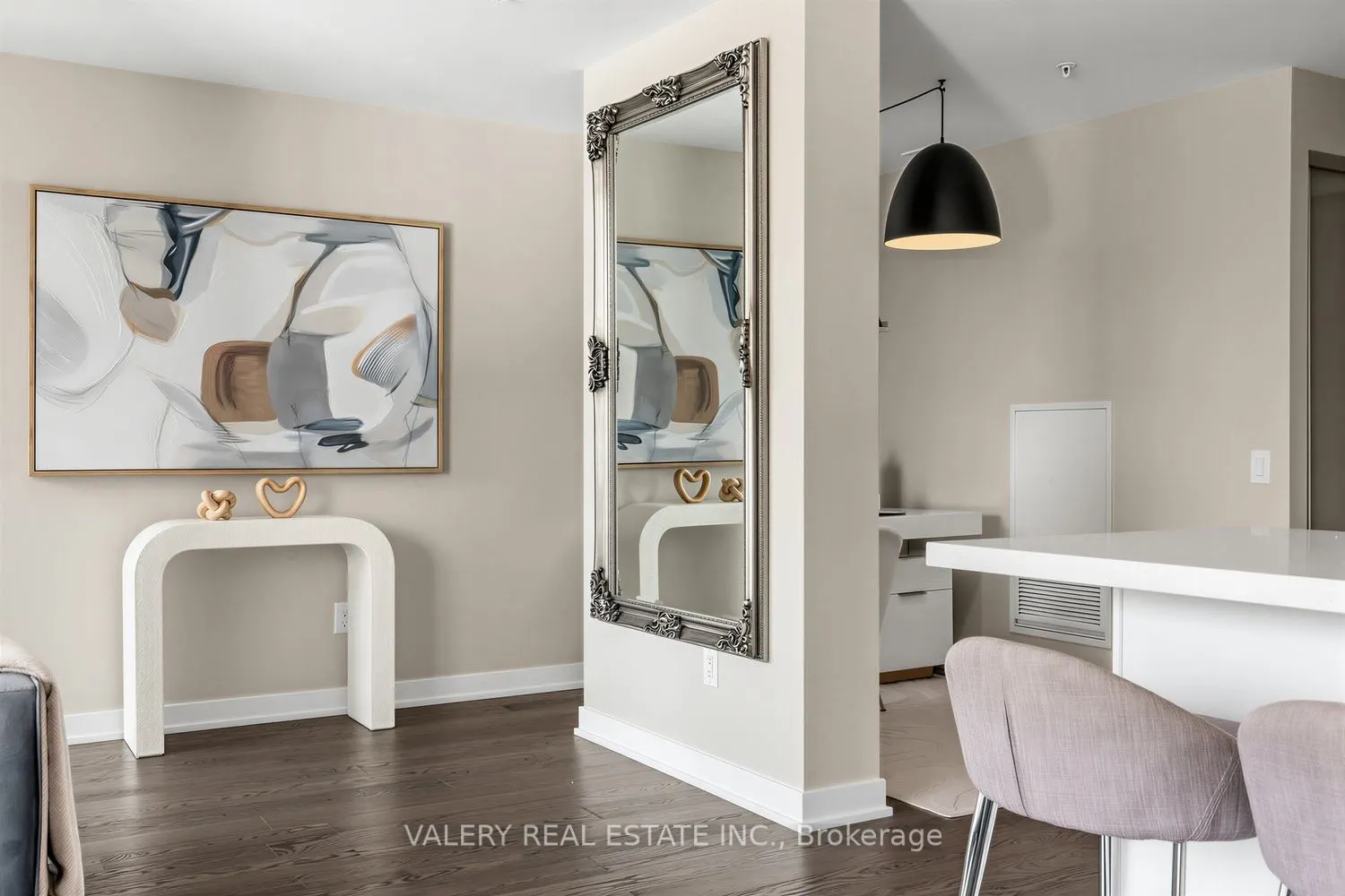 629 King Street W #1022