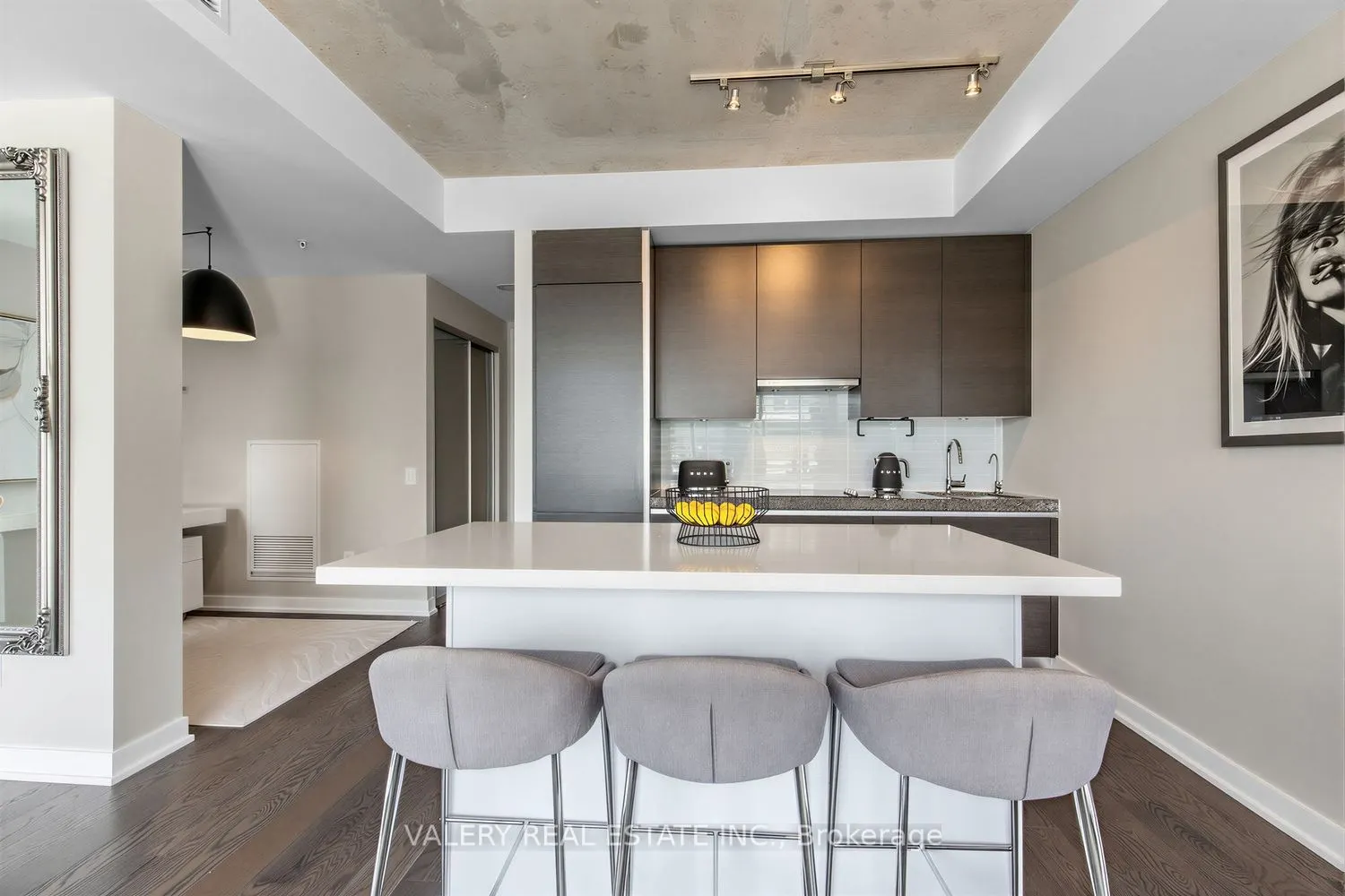 629 King Street W #1022