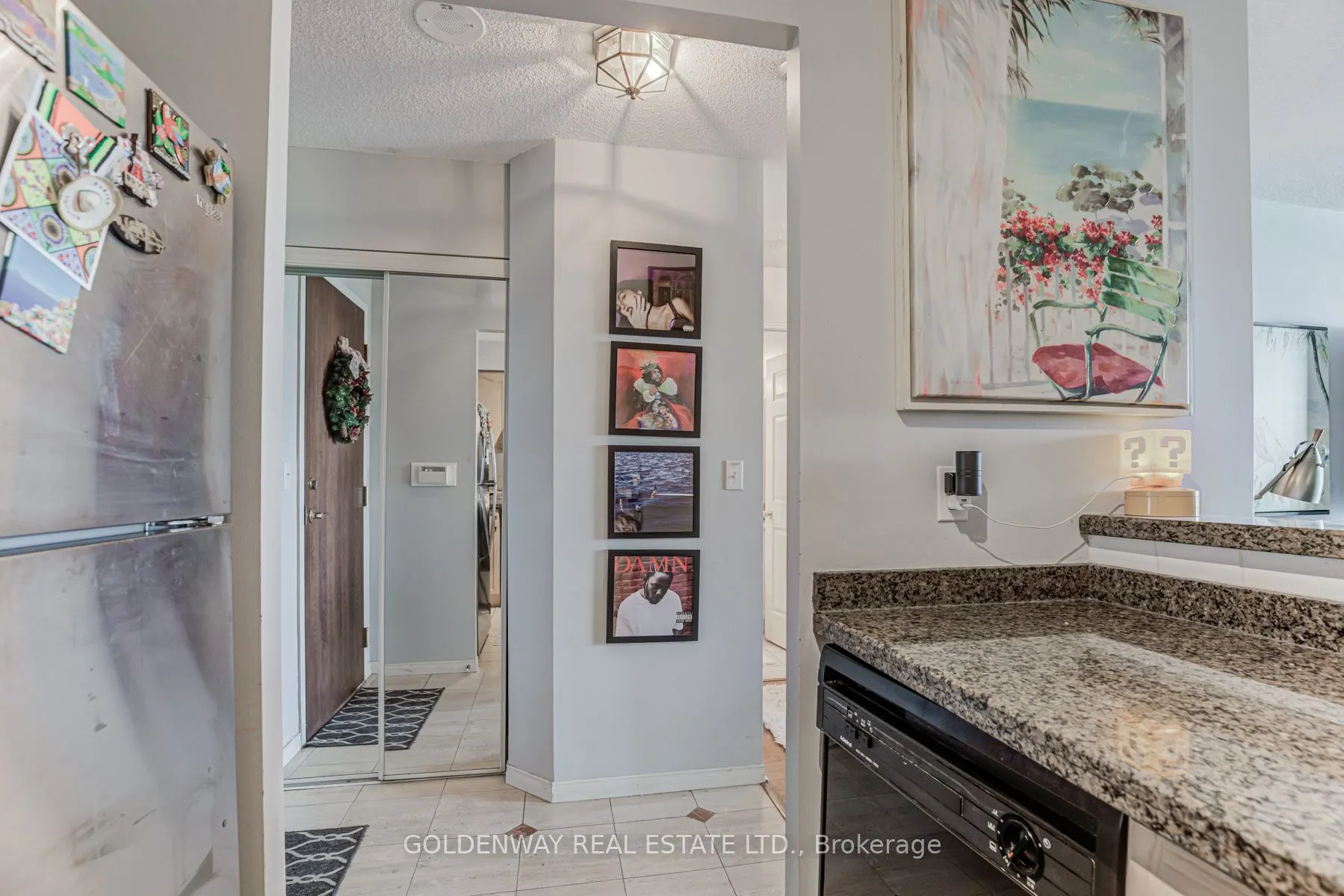 18 Pemberton Avenue #402