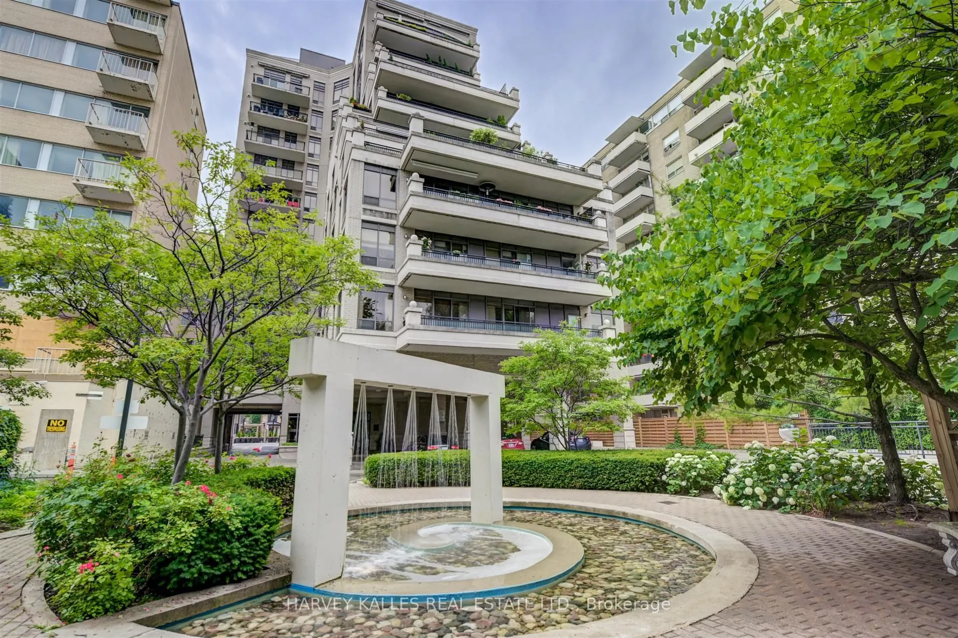 99 Avenue Road #708