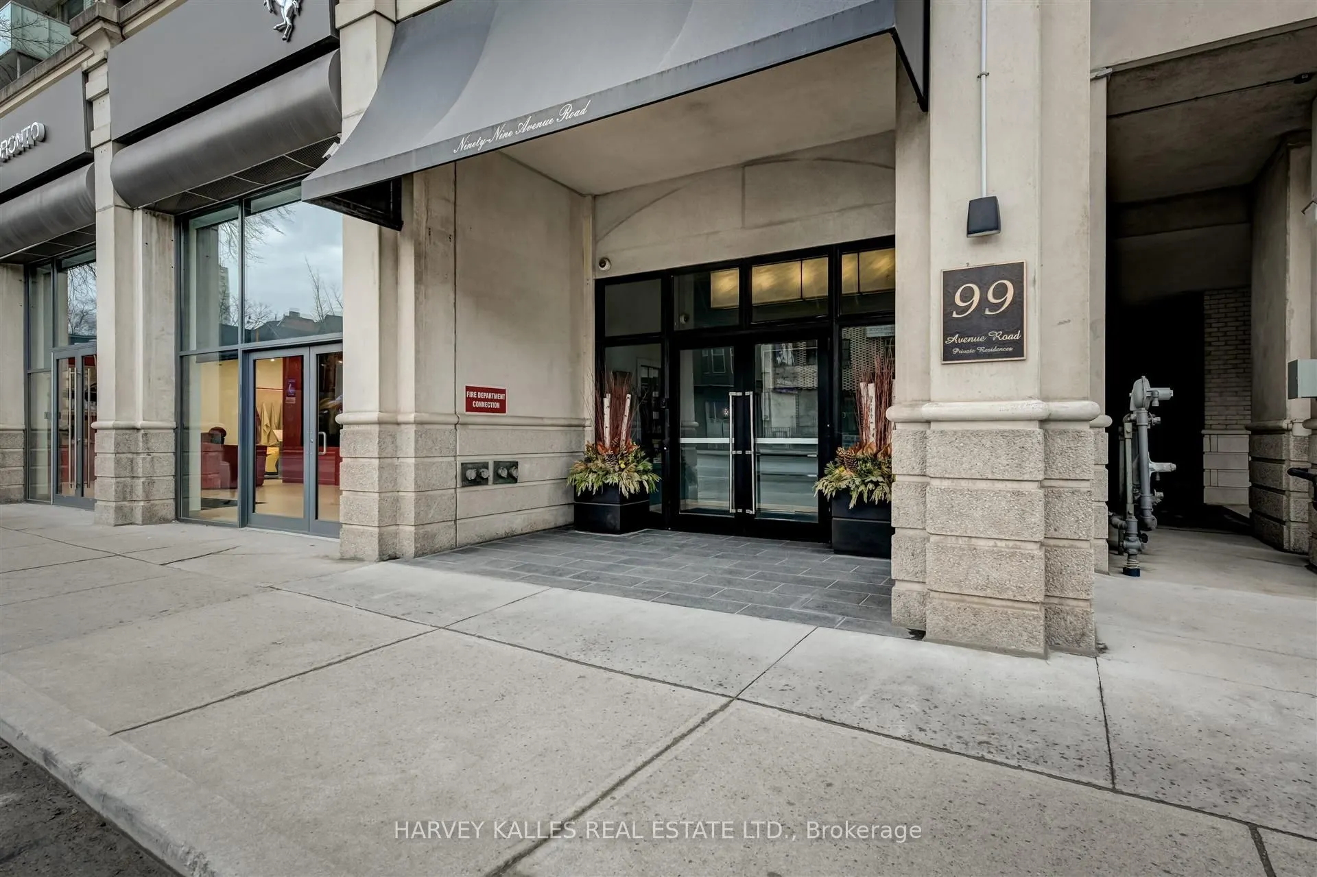 99 Avenue Road #708
