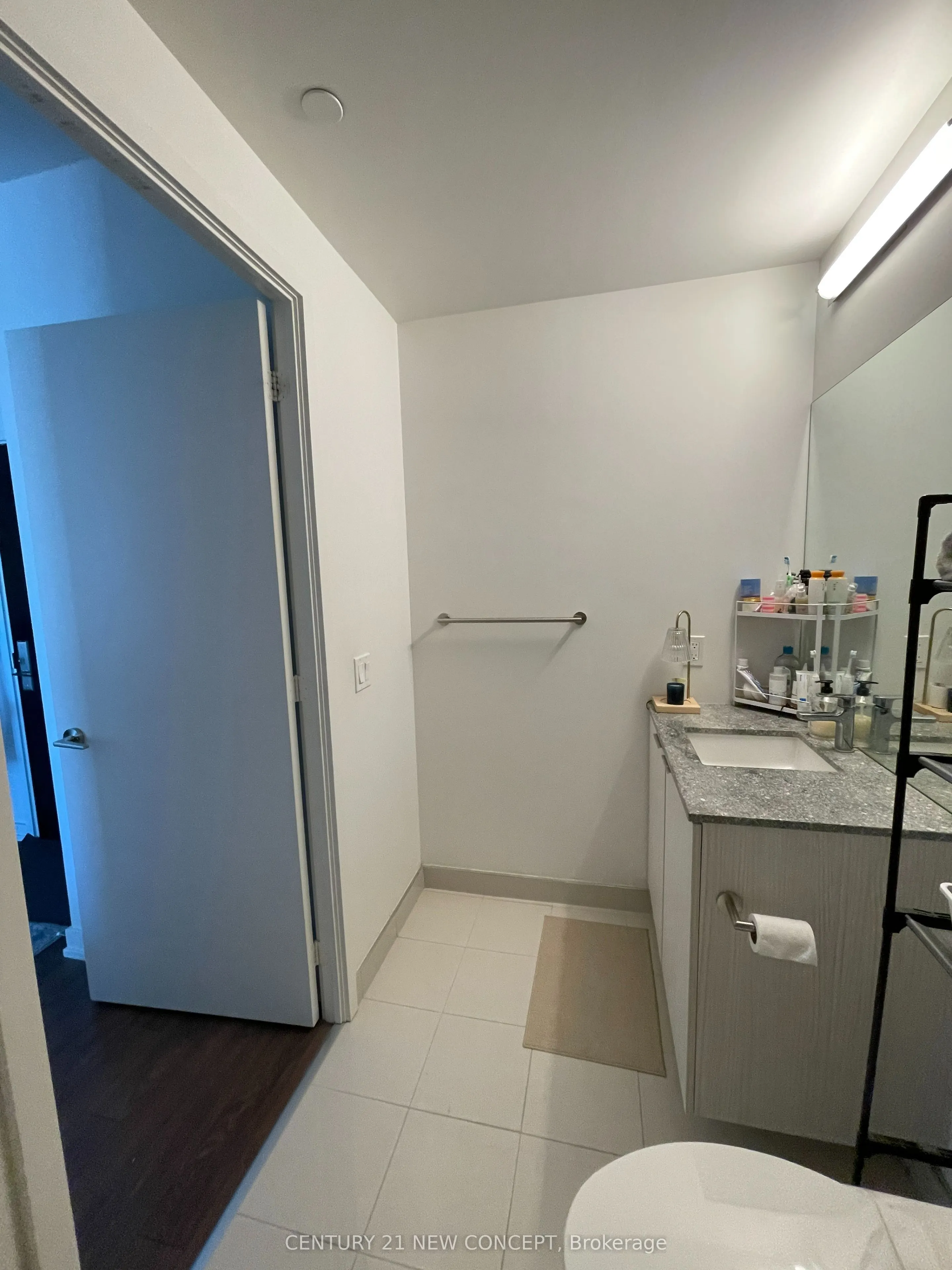 158 Front Street E #1009