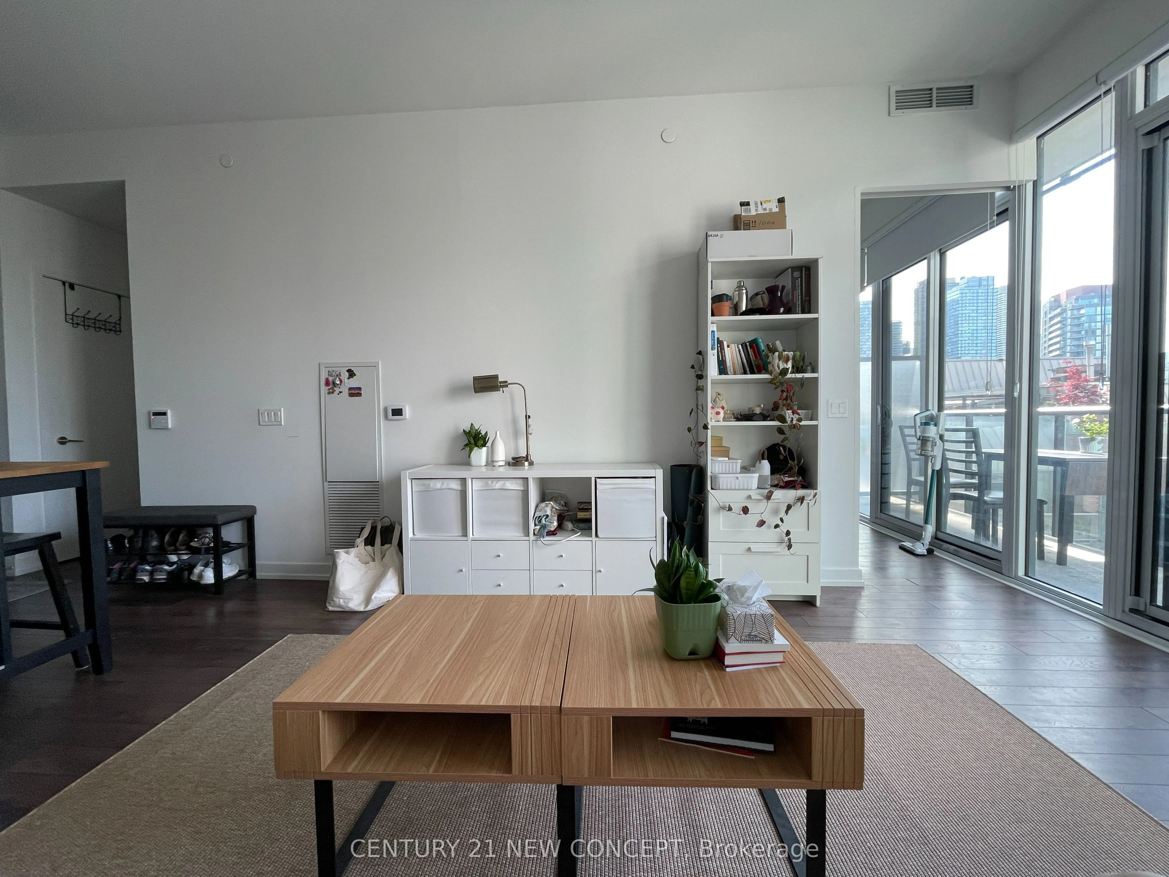 158 Front Street E #1009