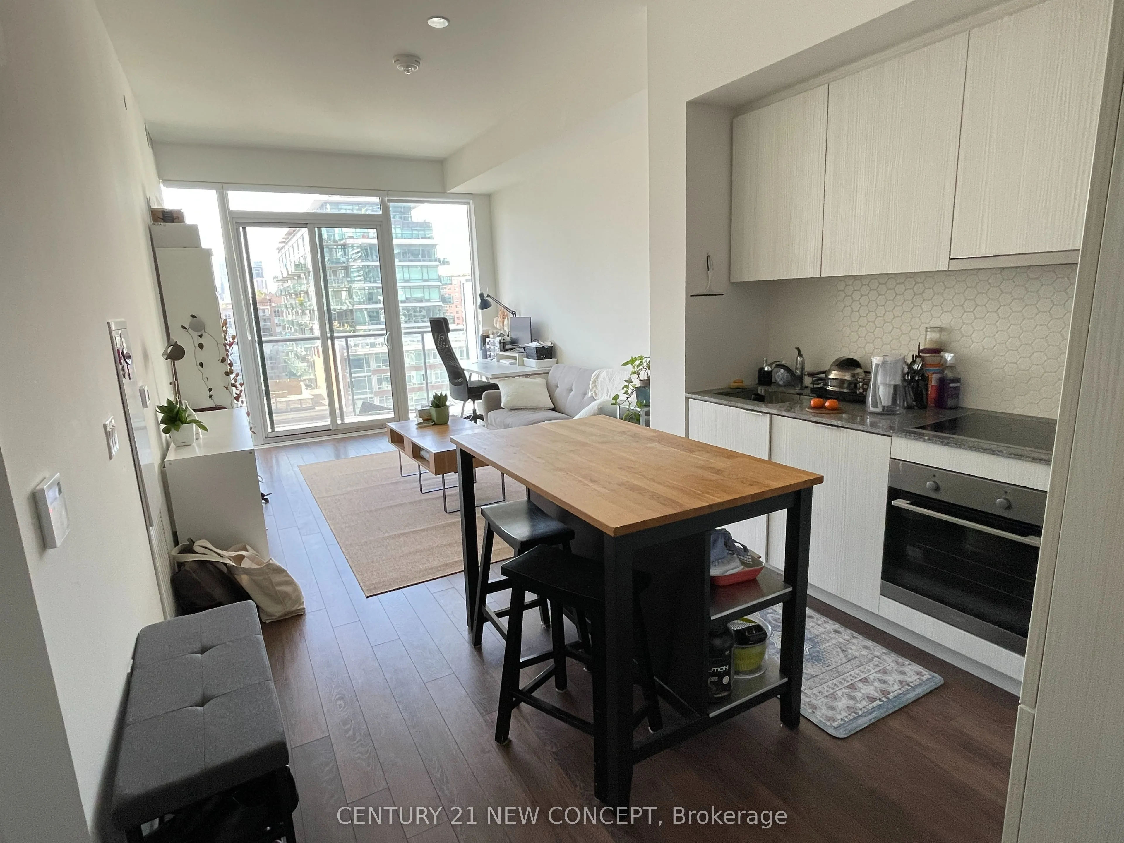 158 Front Street E #1009