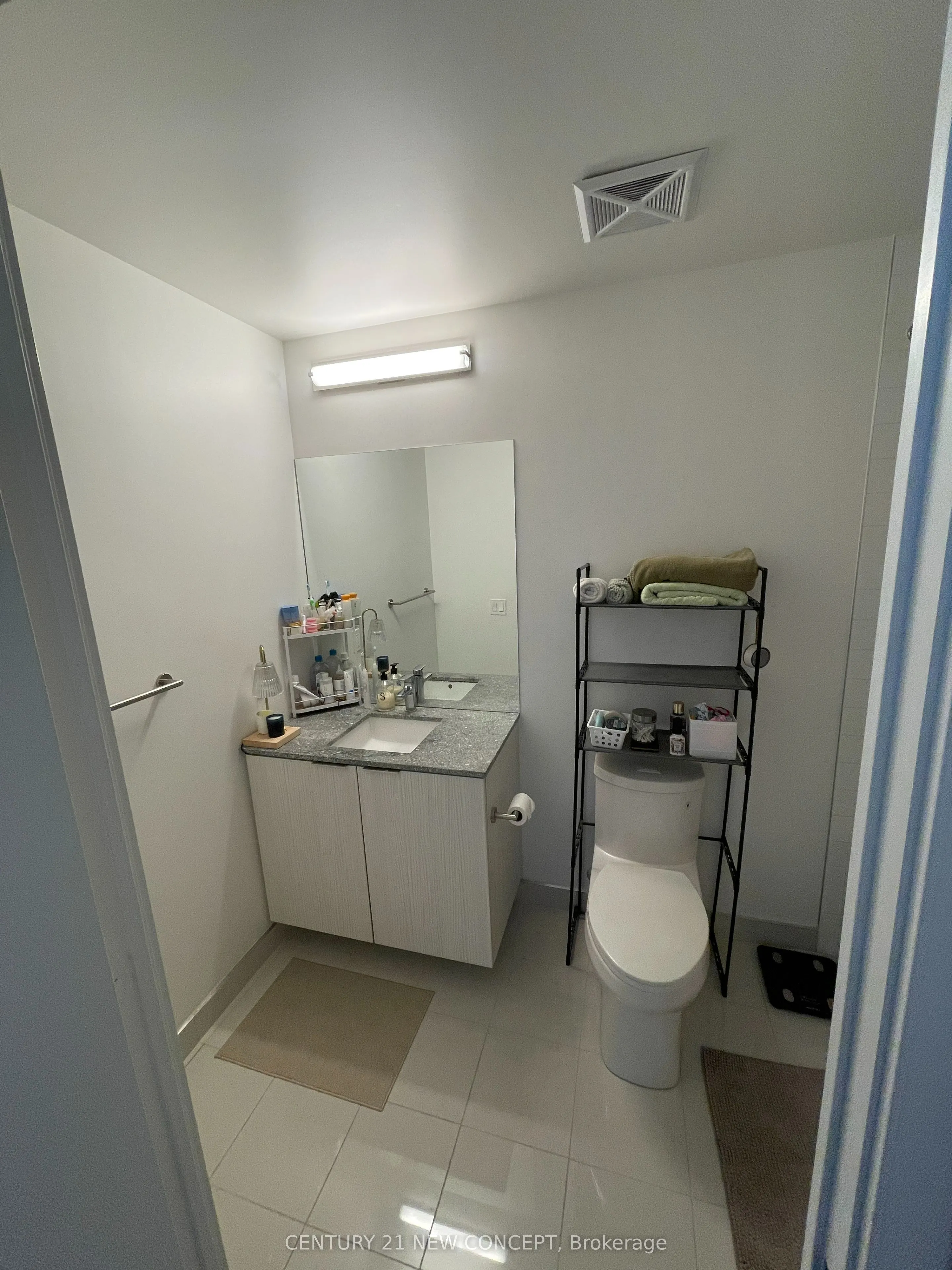 158 Front Street E #1009