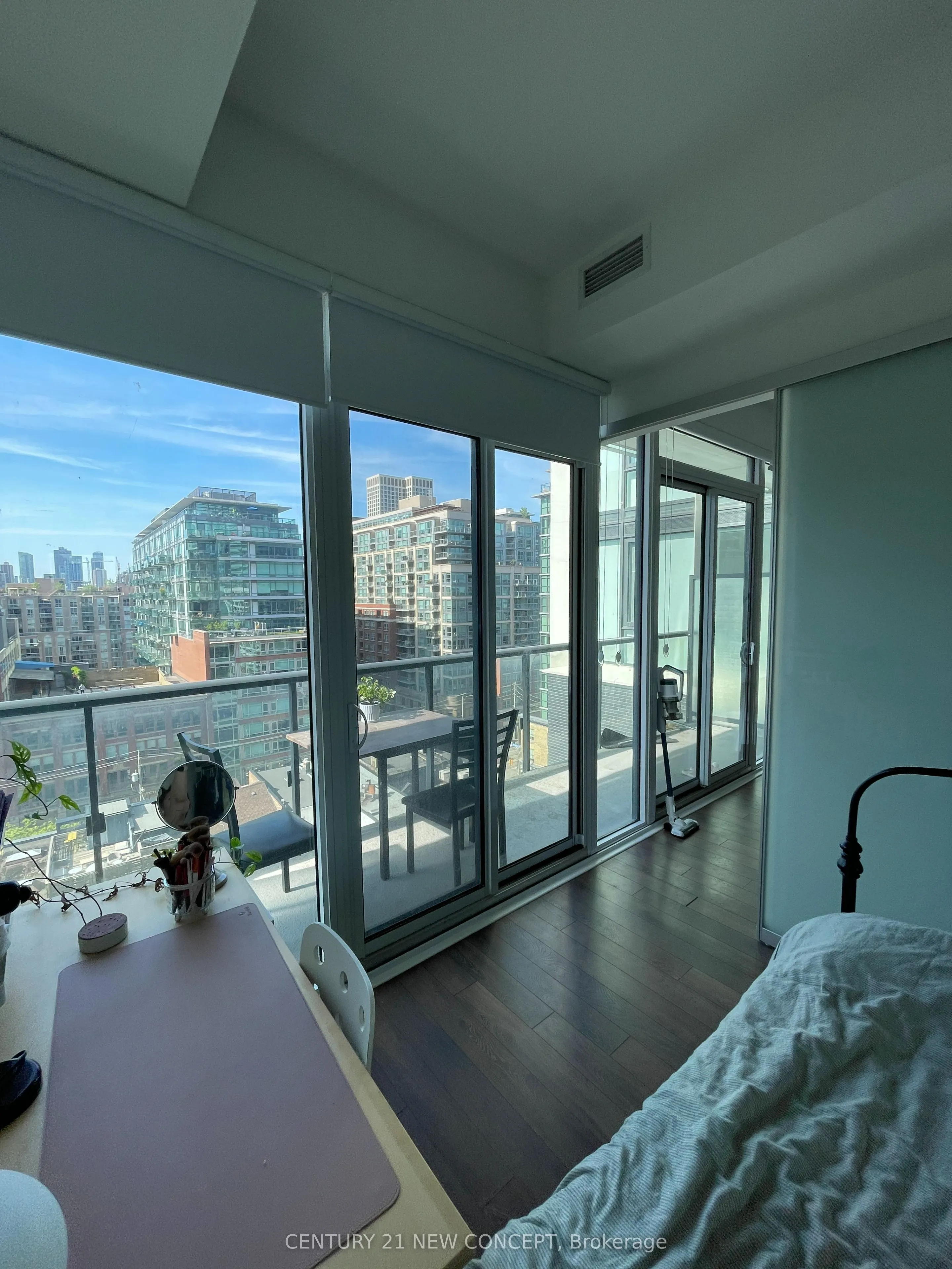 158 Front Street E #1009