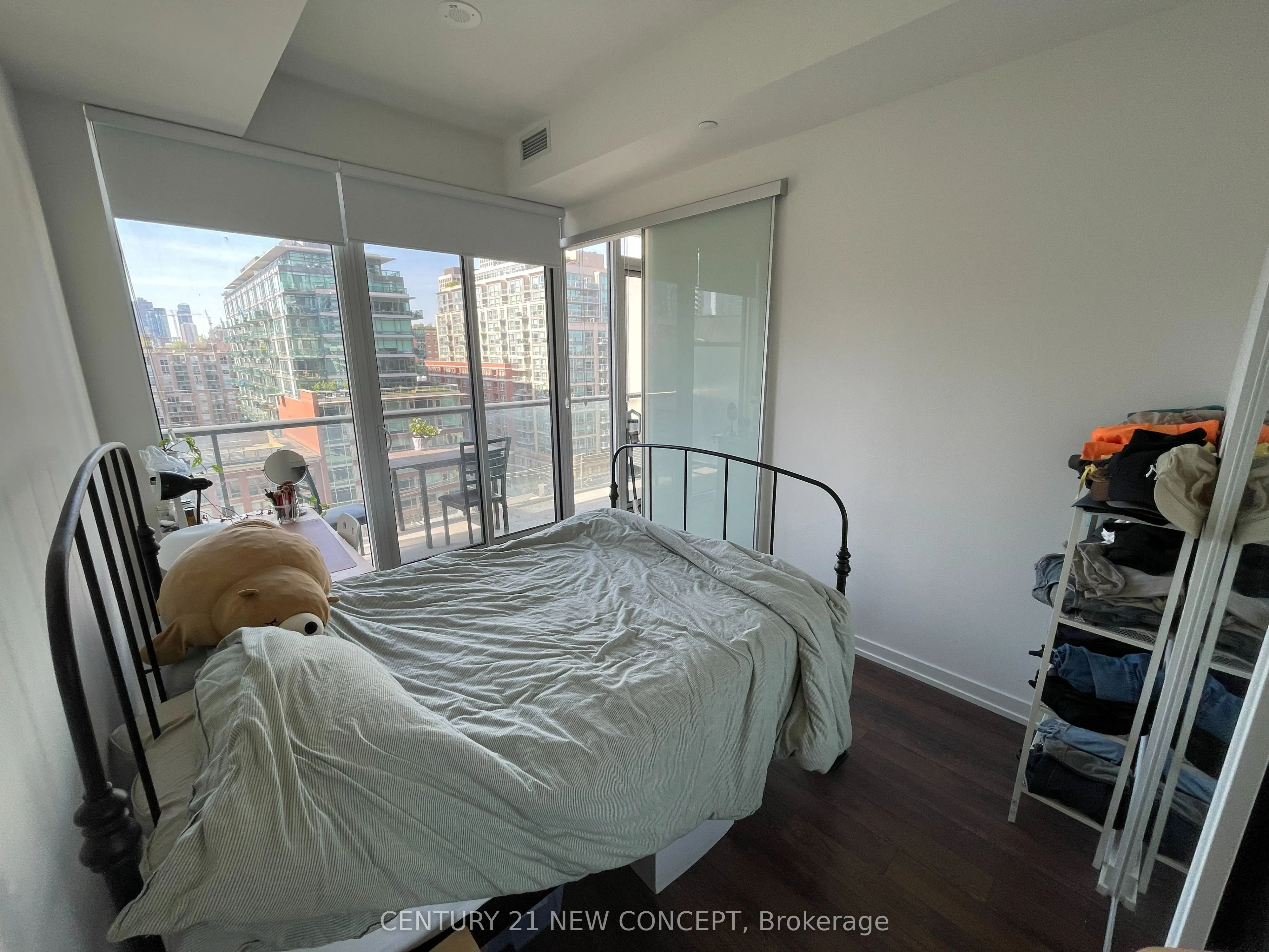 158 Front Street E #1009