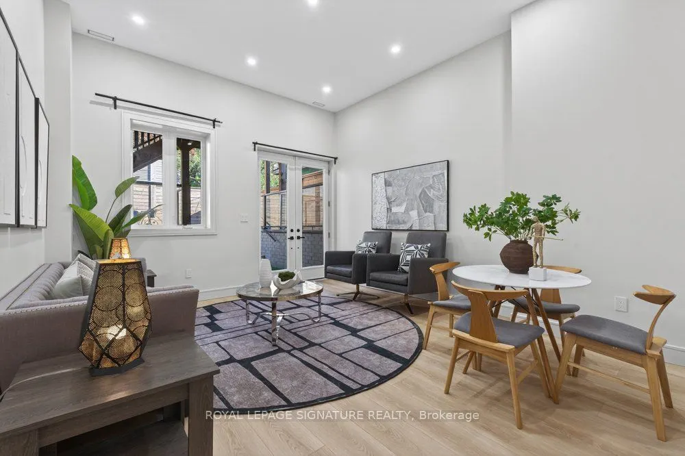 339 Broadway Avenue