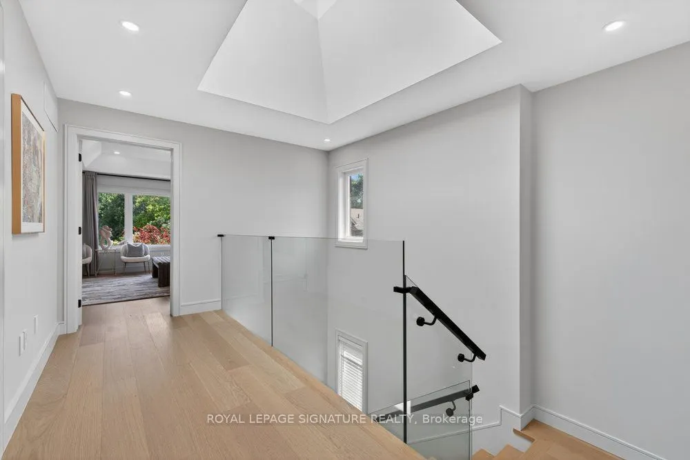 339 Broadway Avenue