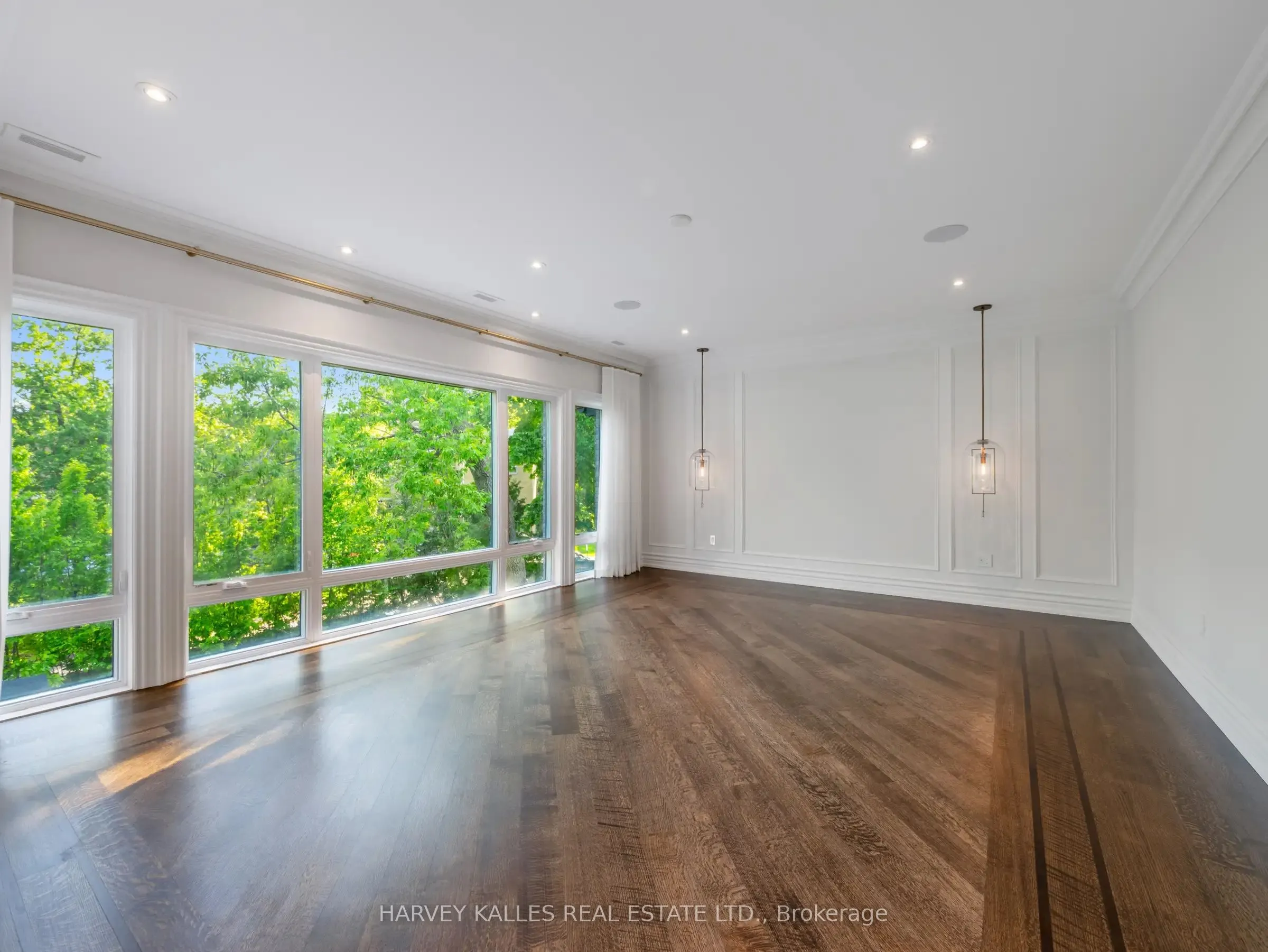 73 Lord Seaton Road