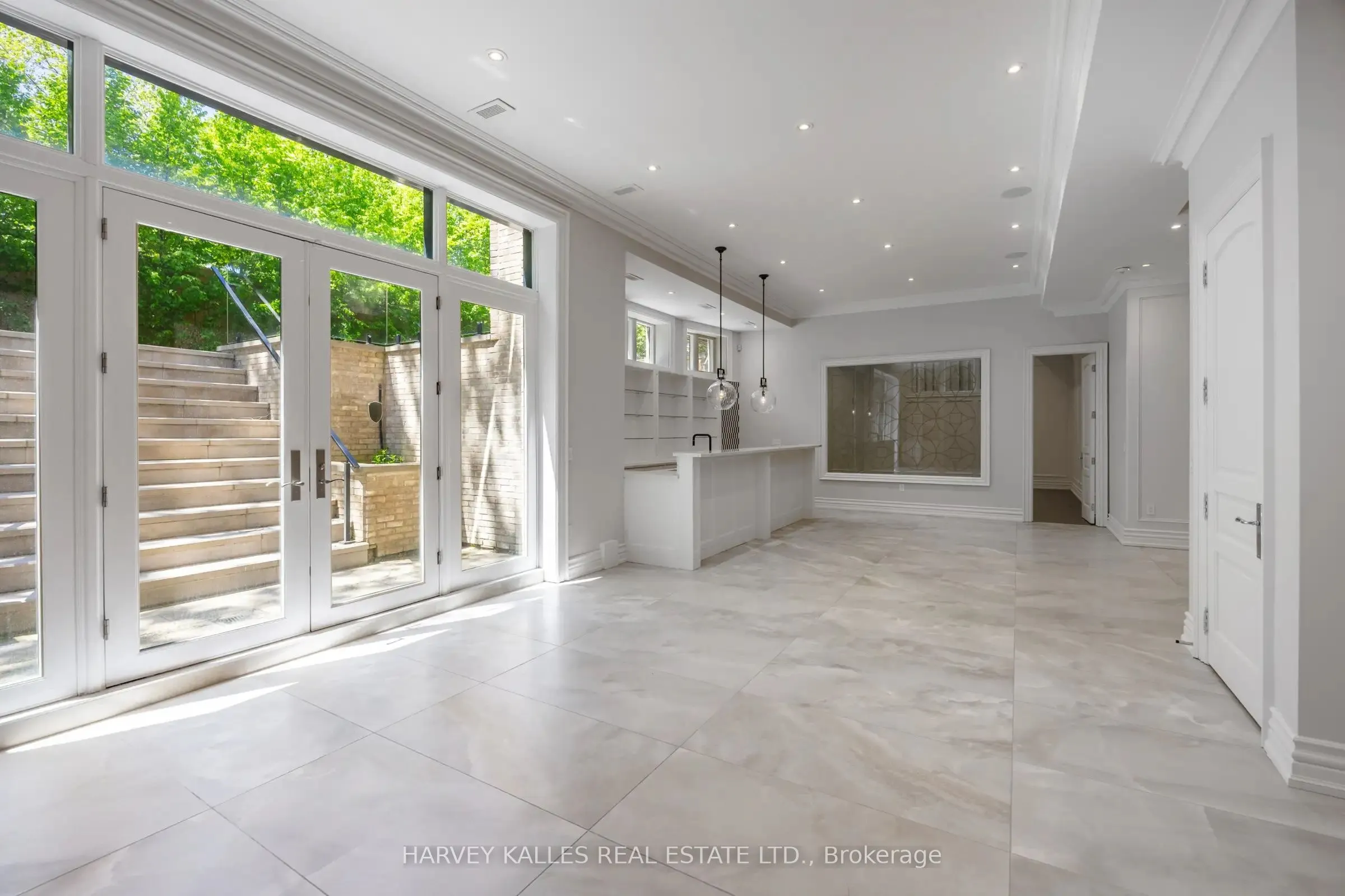 73 Lord Seaton Road
