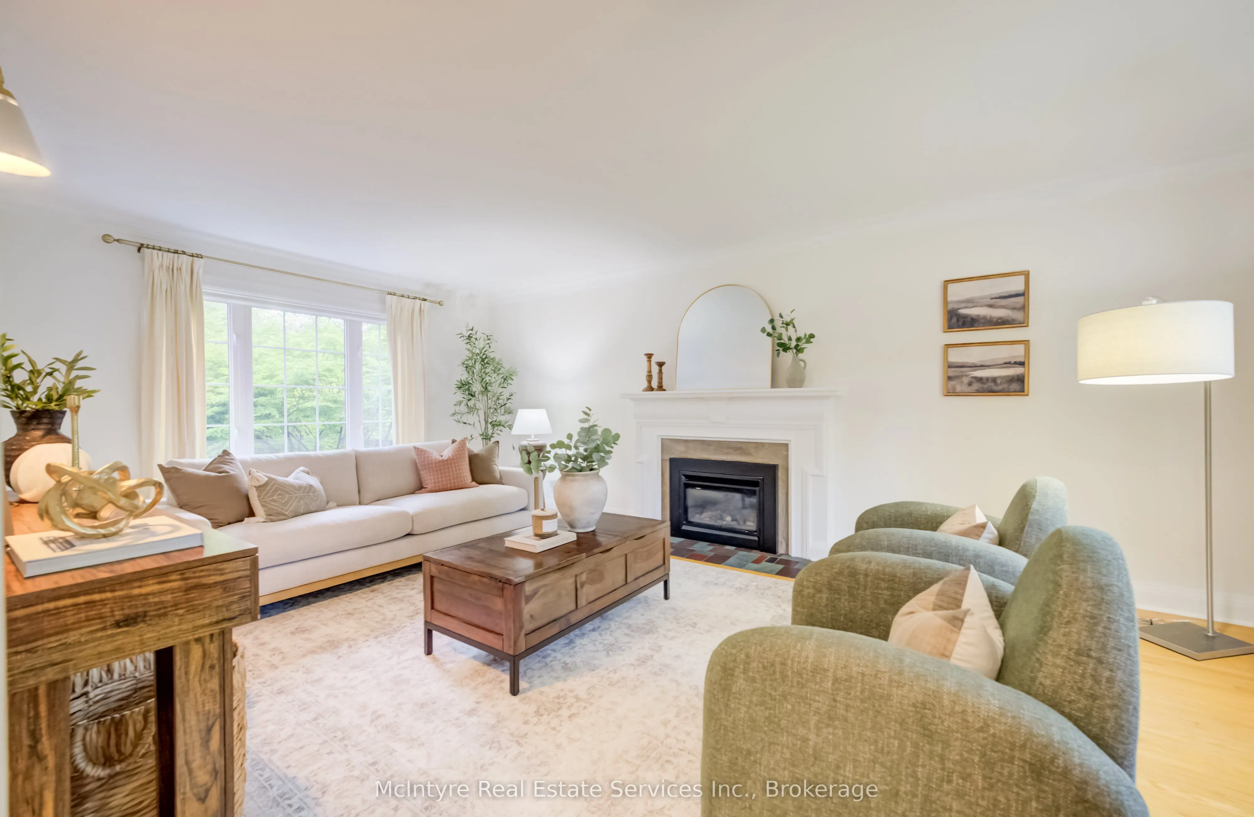 560 Blythwood Road