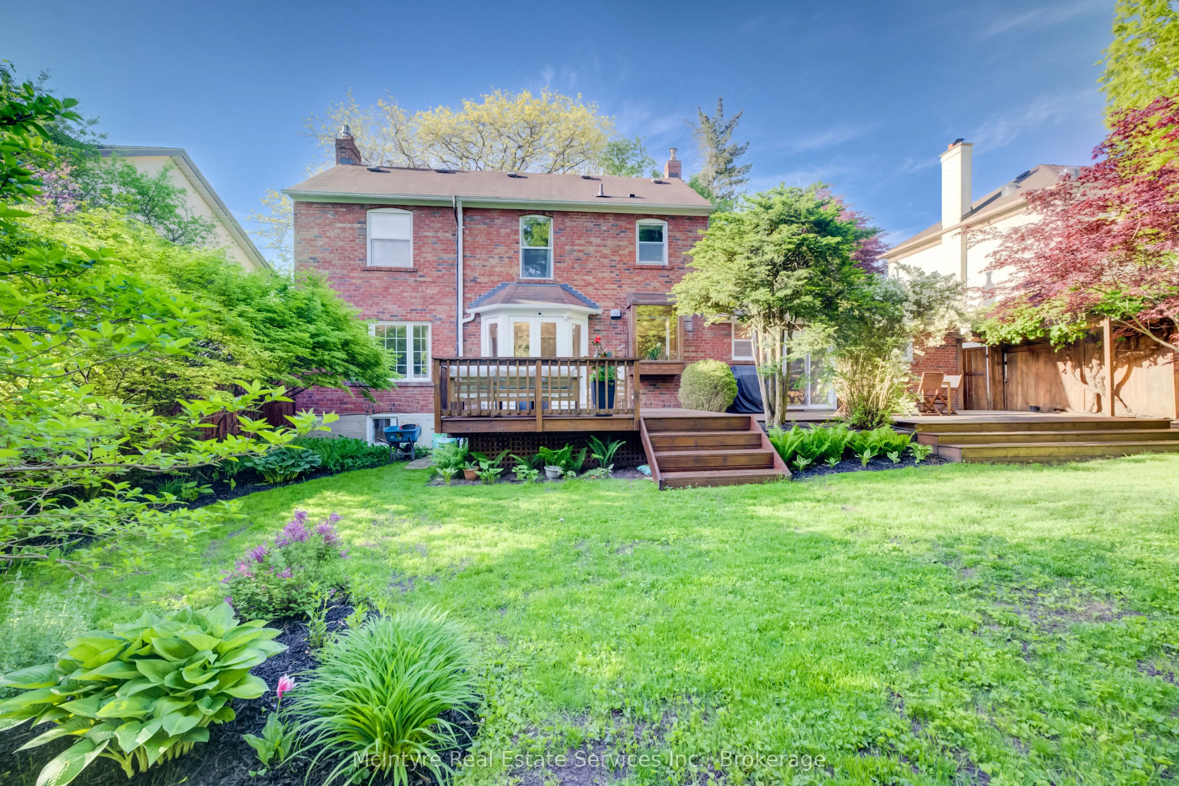 560 Blythwood Road