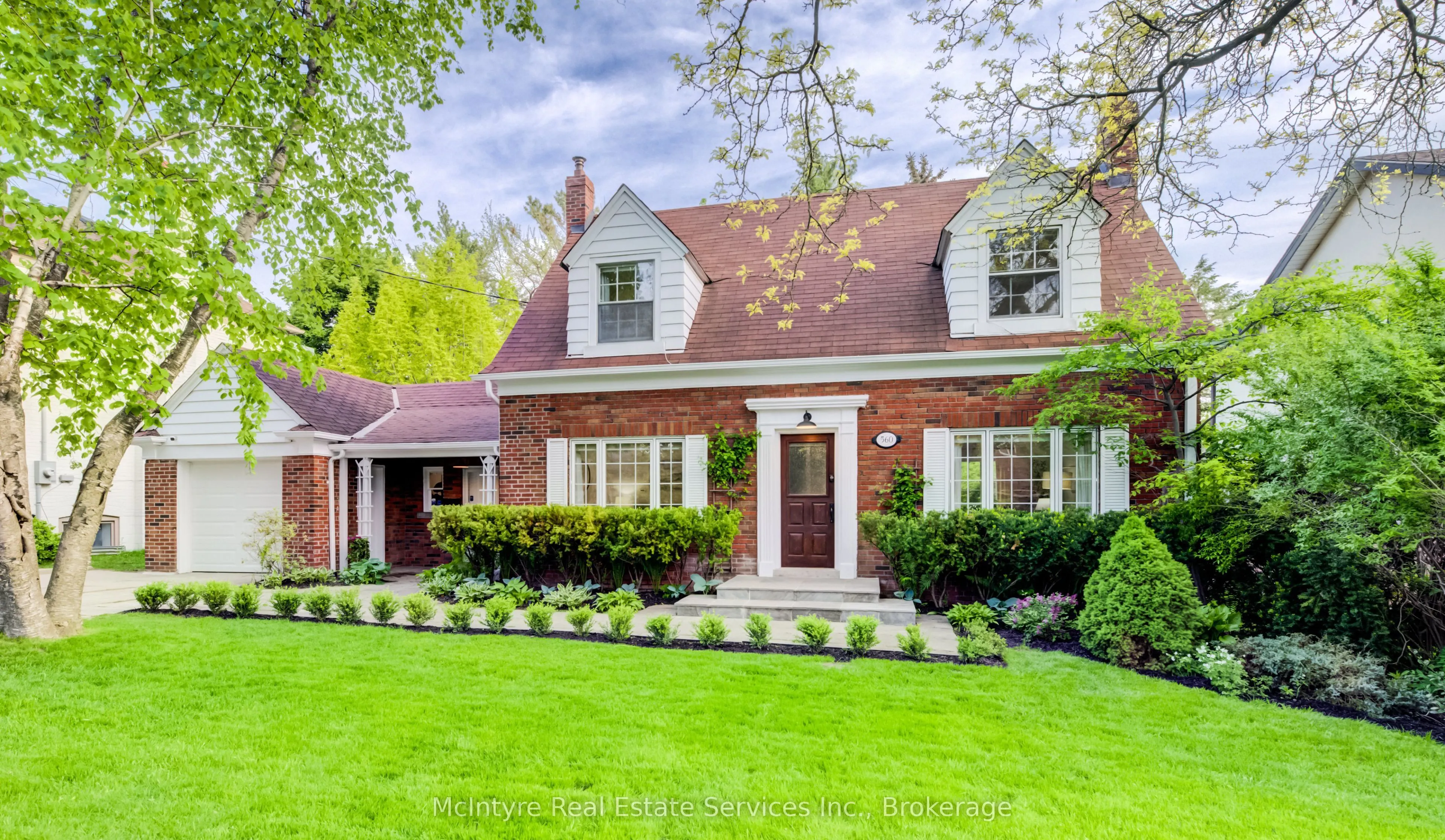 560 Blythwood Road