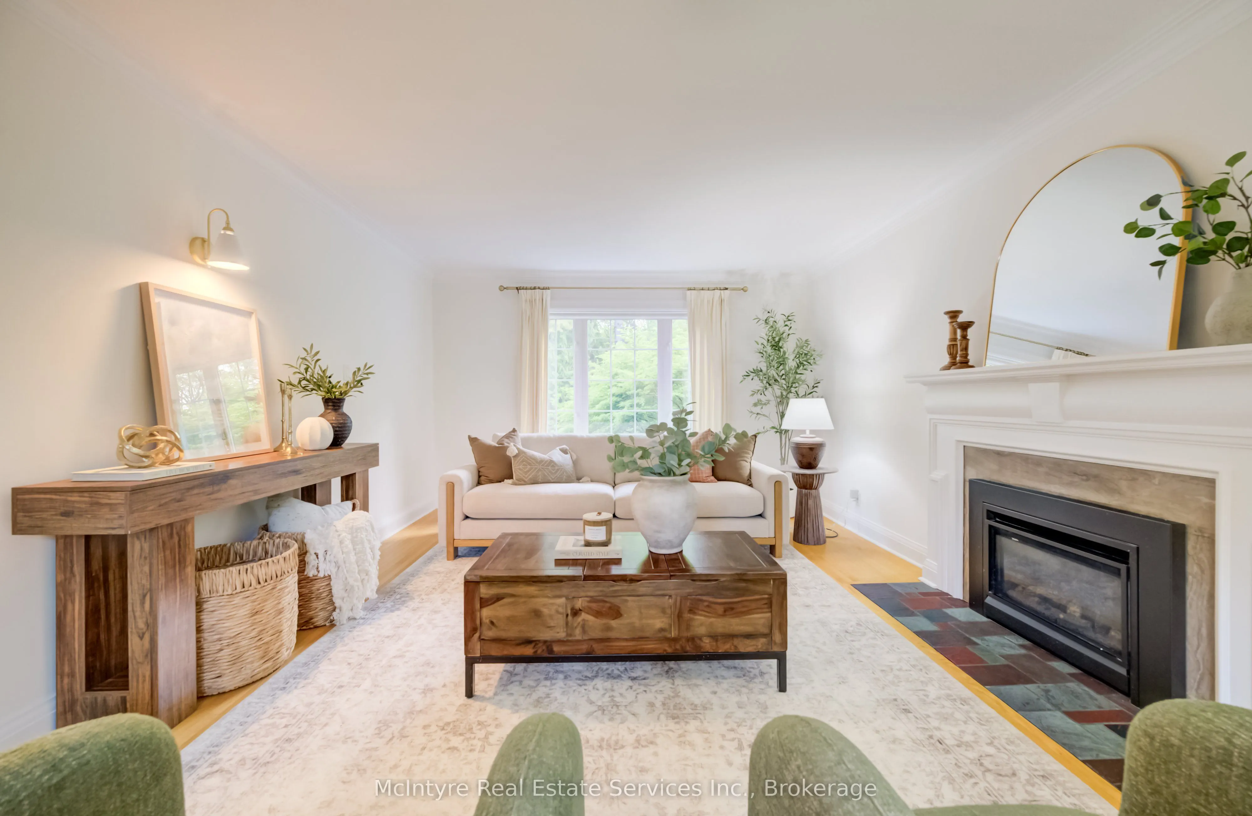 560 Blythwood Road