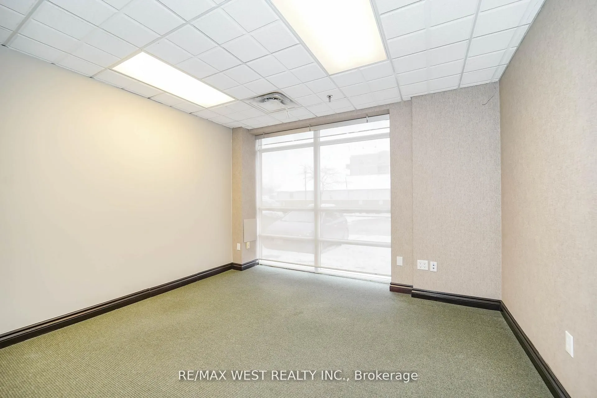 800 Sheppard Avenue W #C1 & C3