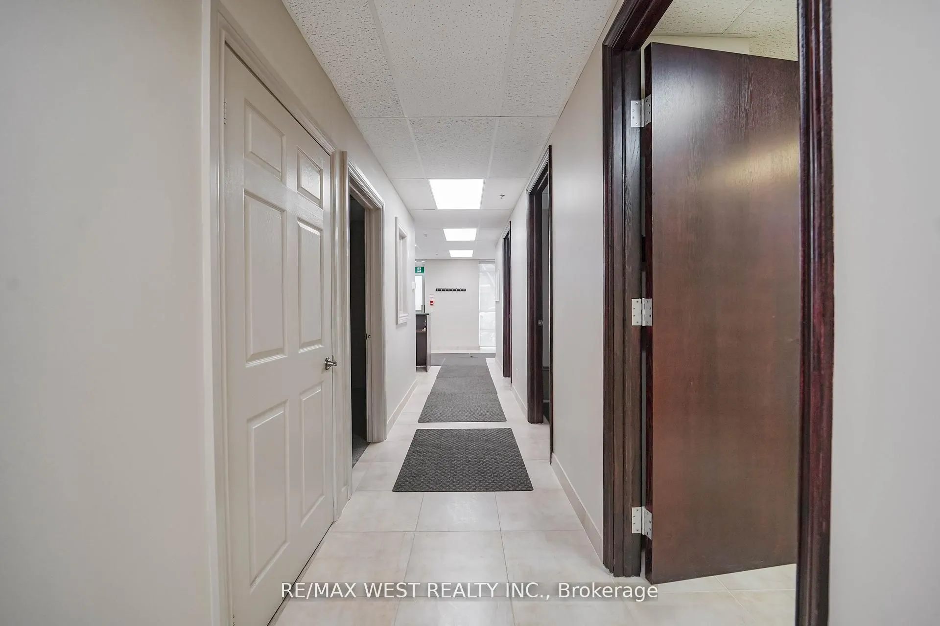 800 Sheppard Avenue W #C1 & C3