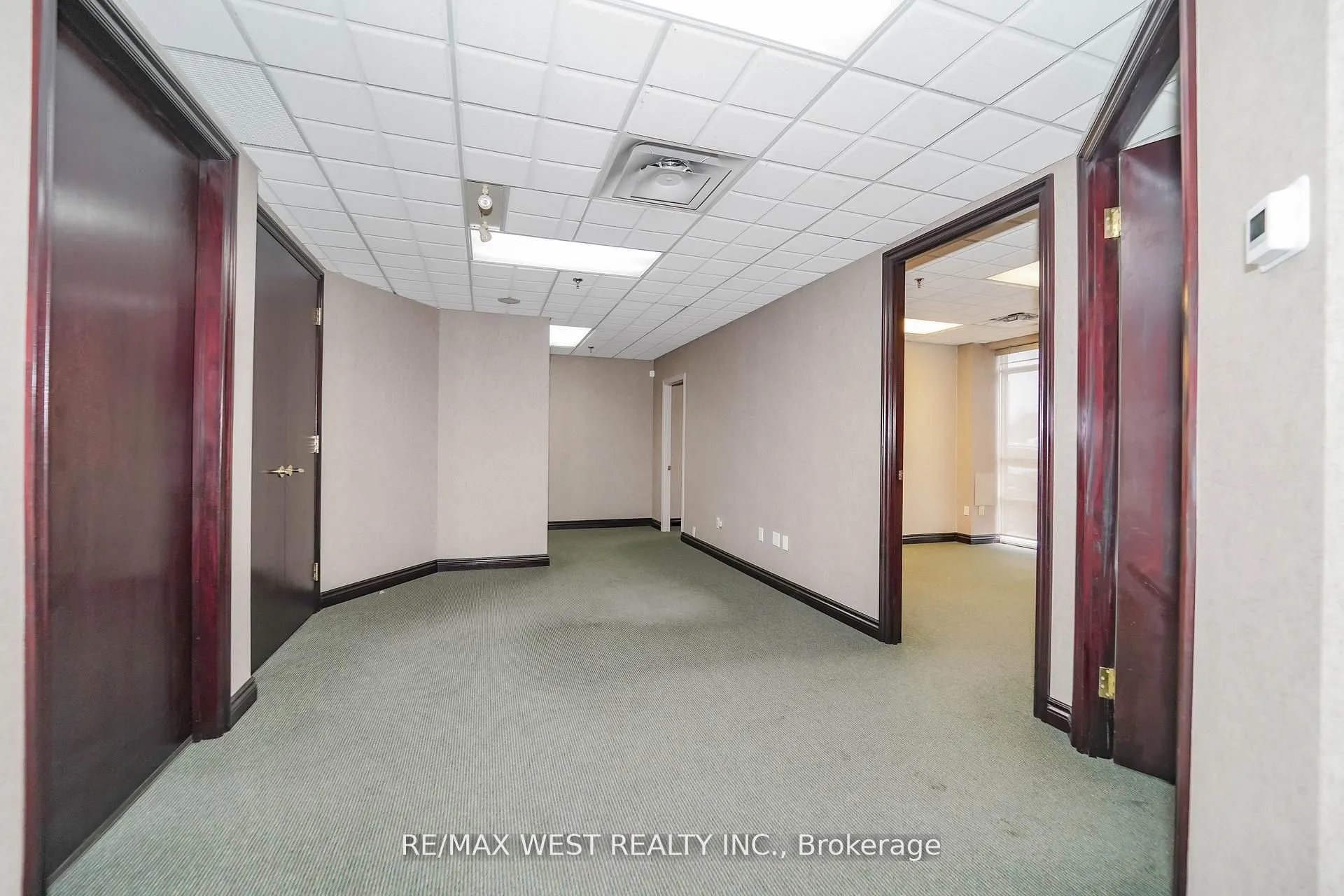 800 Sheppard Avenue W #C1 & C3