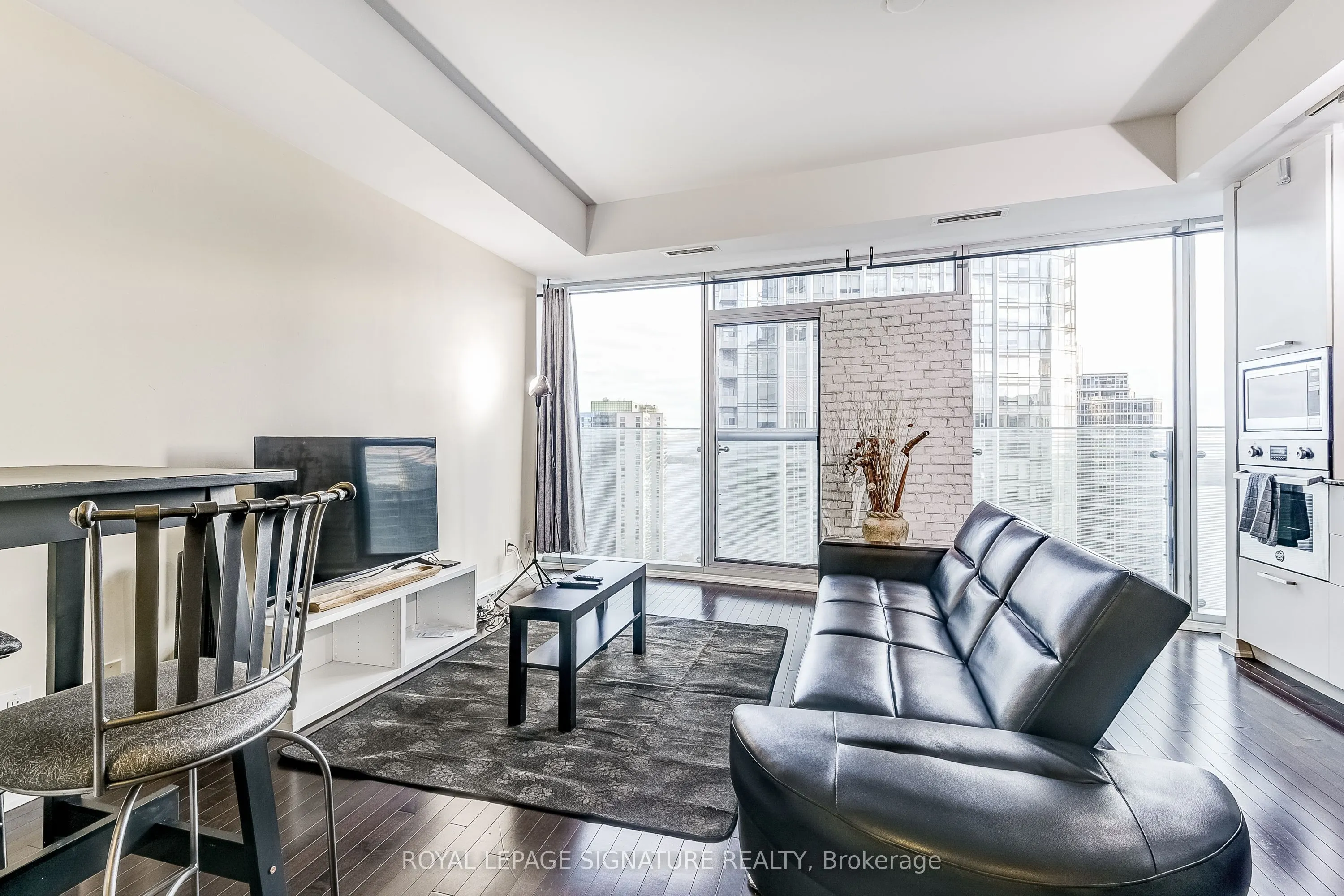 14 York Street #2804