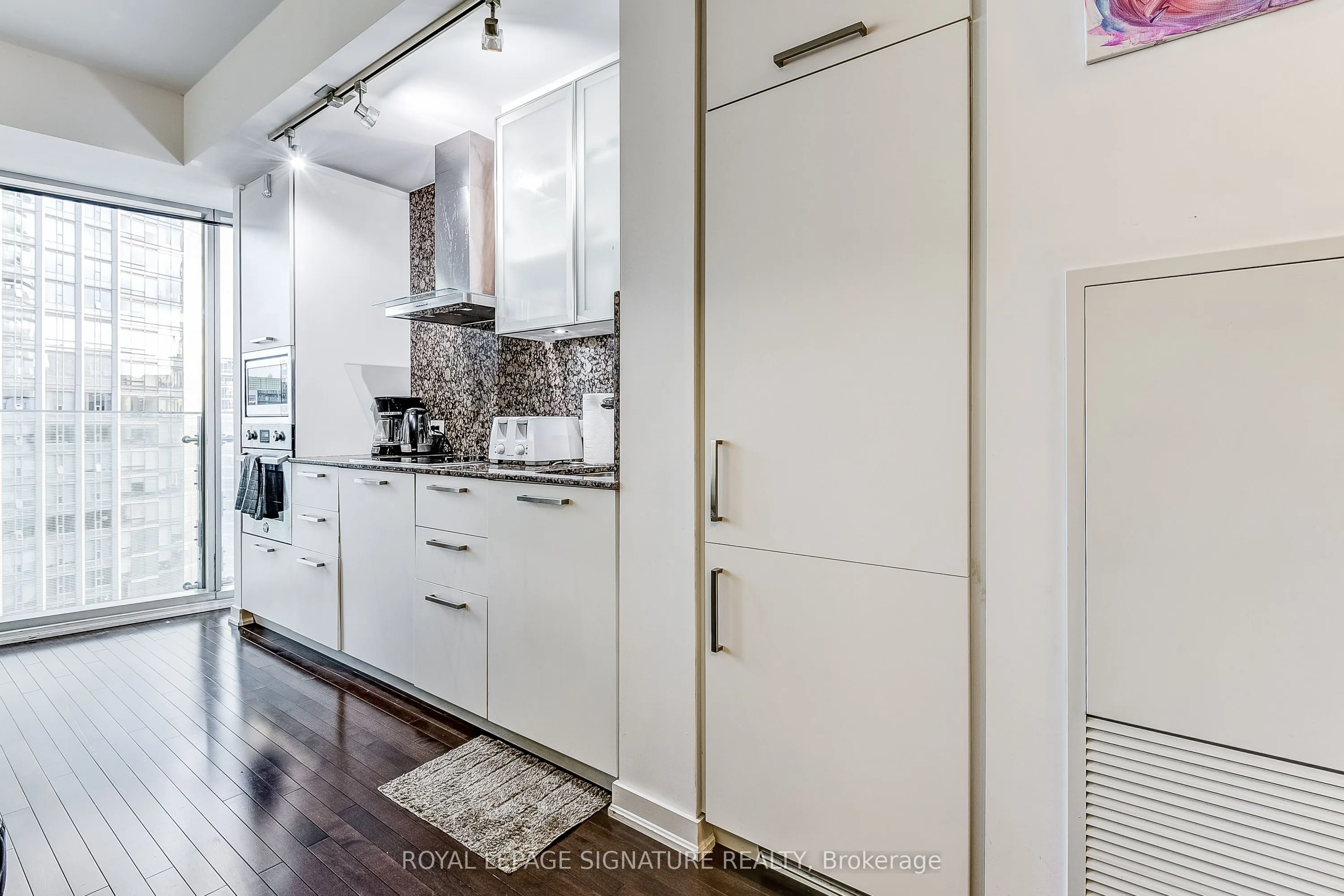 14 York Street #2804