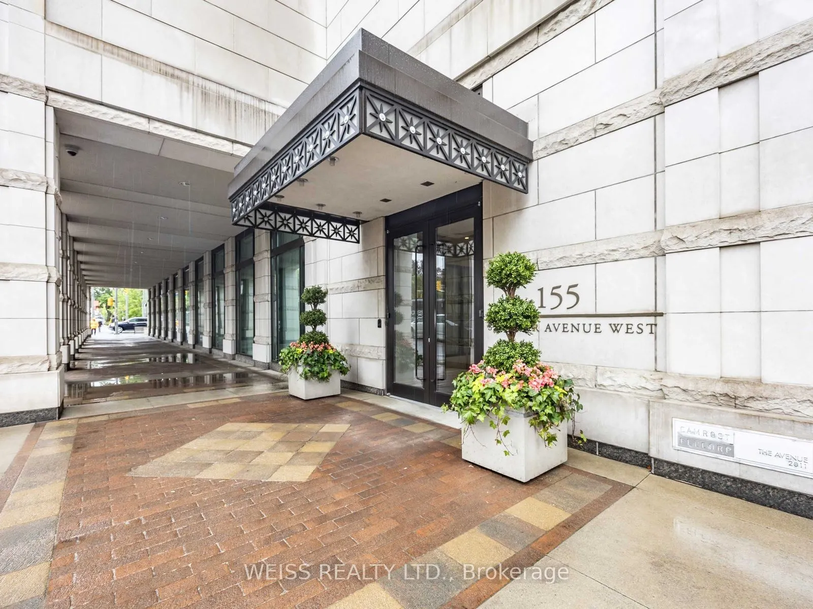 155 St Clair Avenue W #506