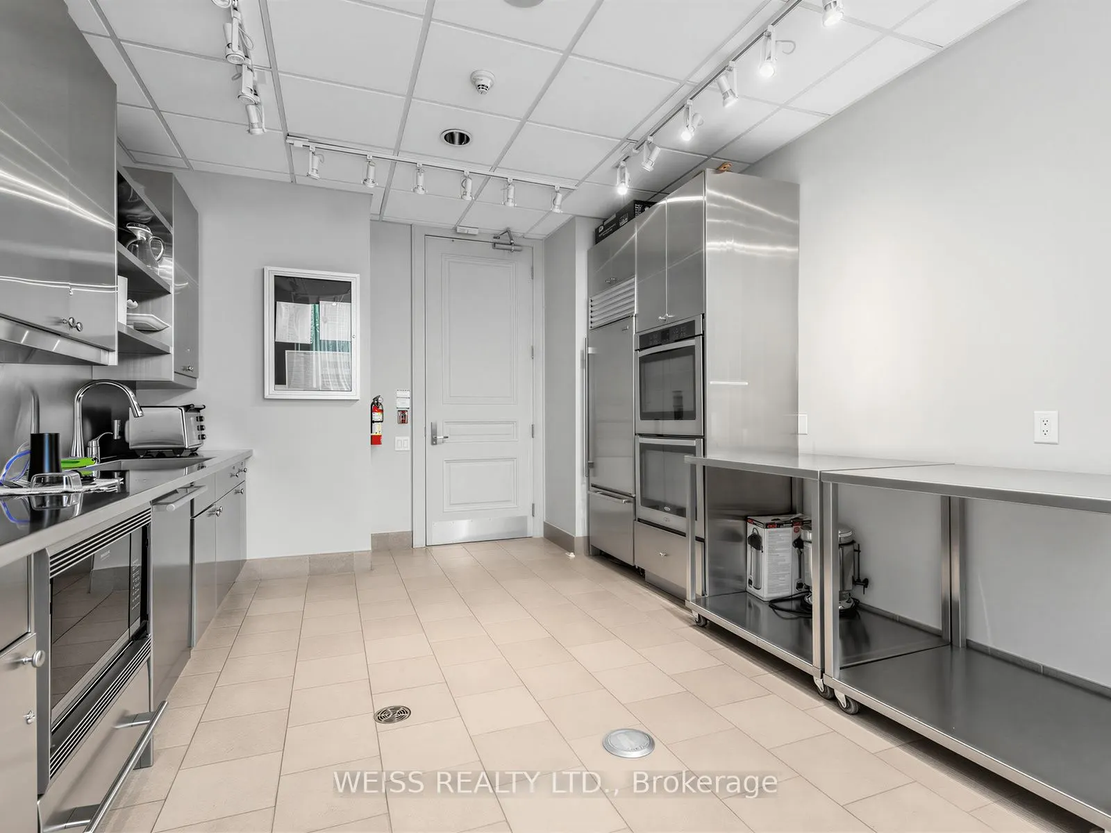 155 St Clair Avenue W #506