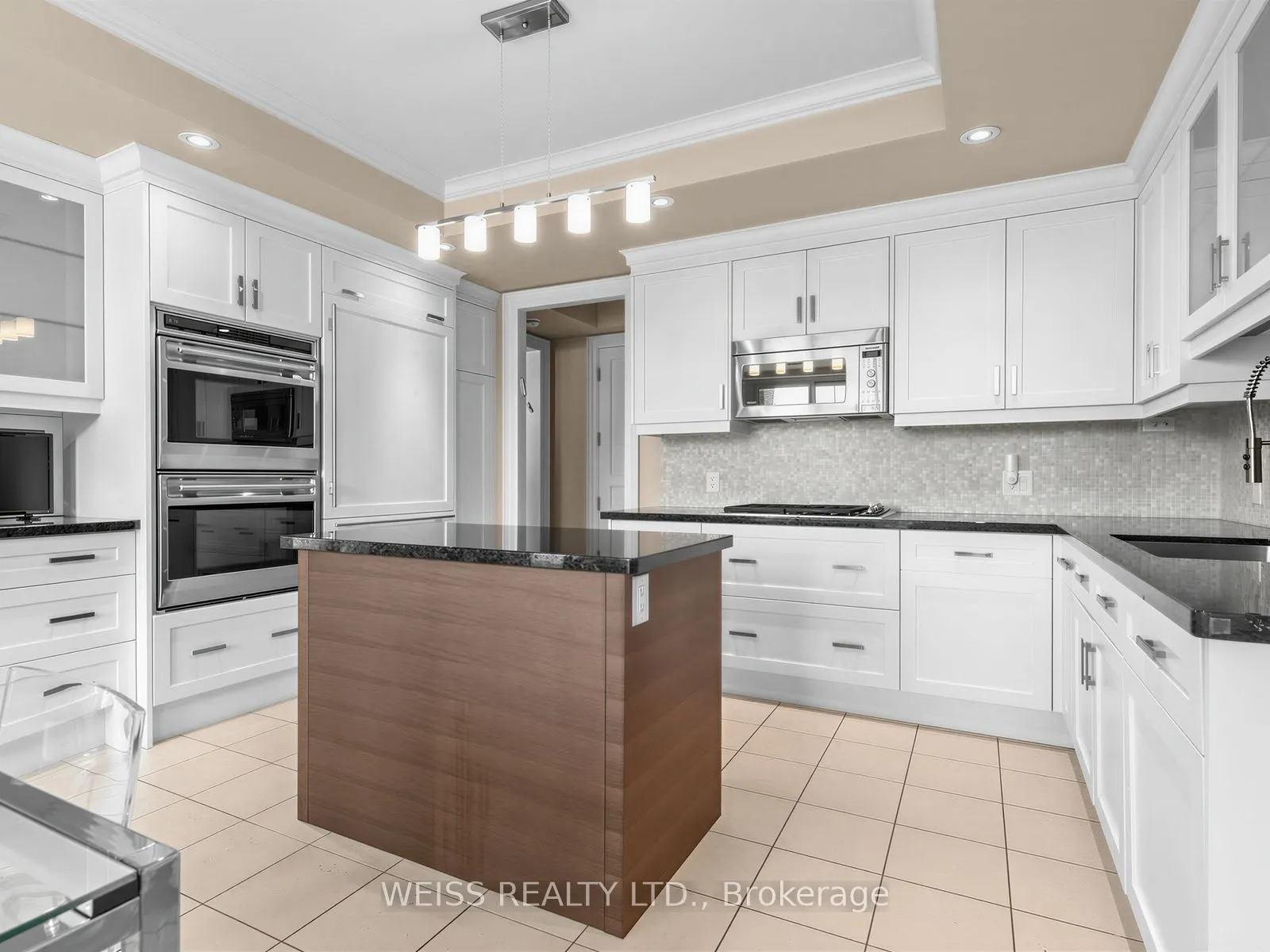 155 St Clair Avenue W #506