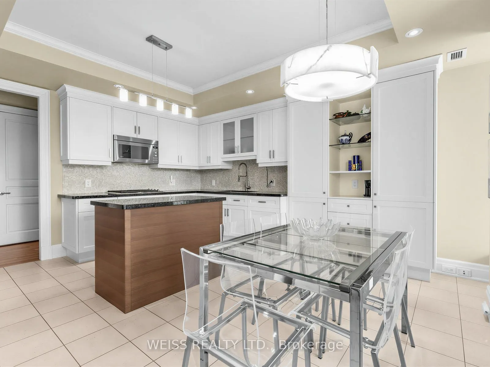 155 St Clair Avenue W #506