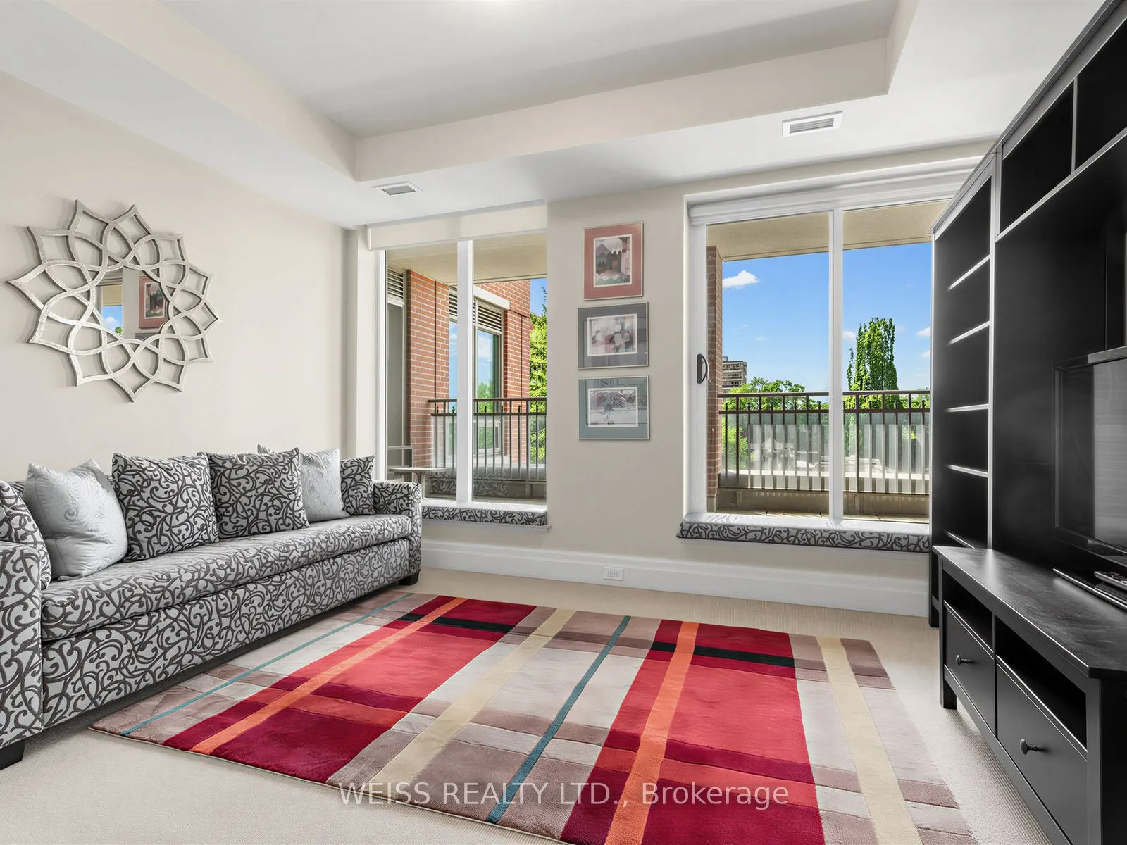 155 St Clair Avenue W #506