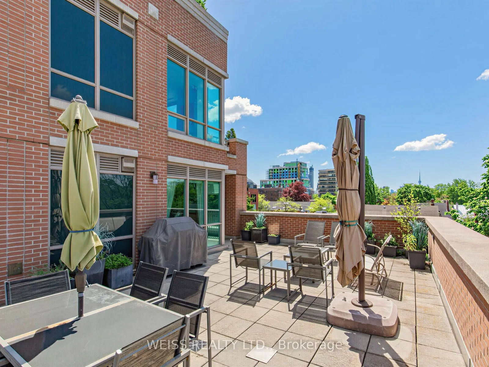 155 St Clair Avenue W #506