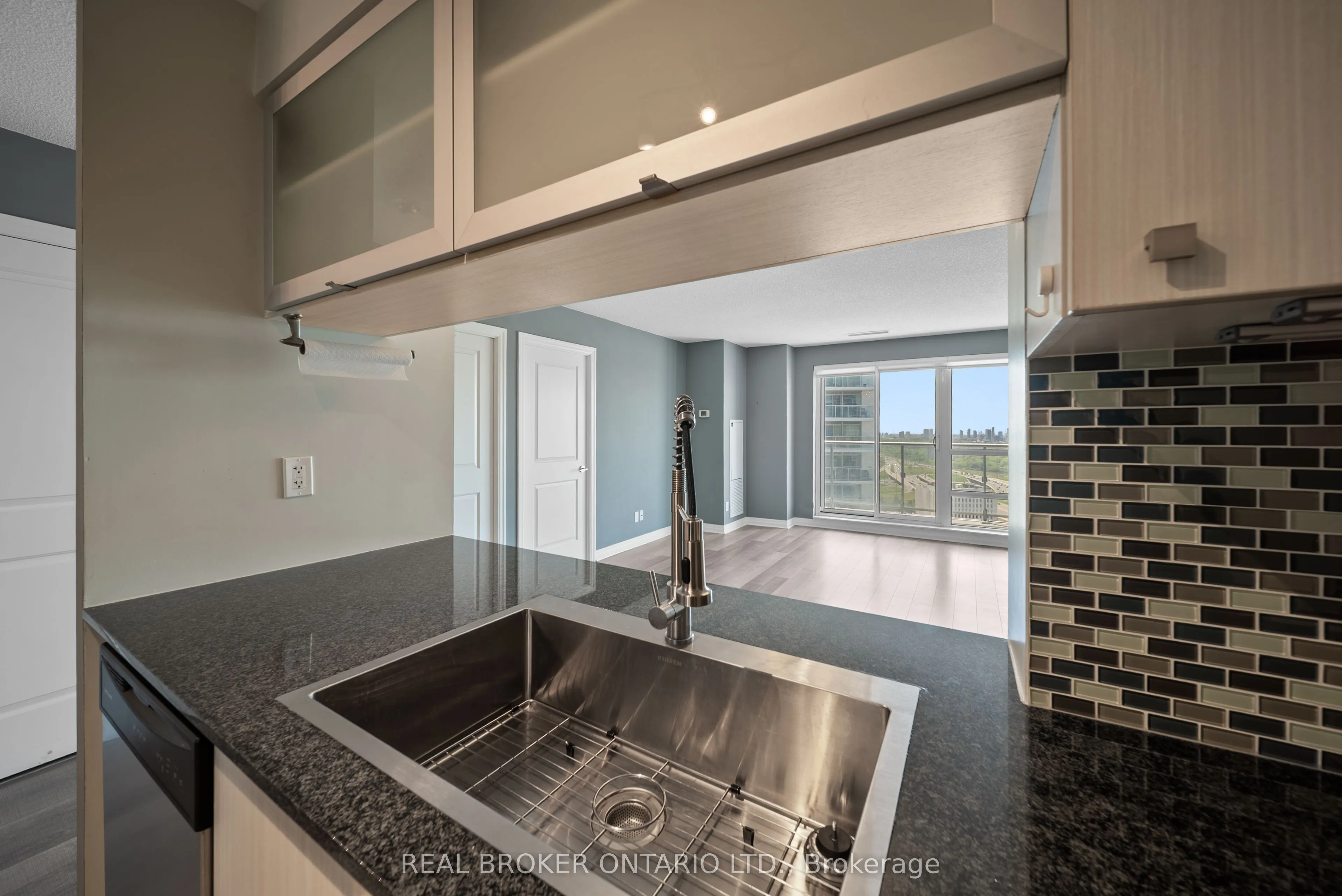 2015 Sheppard Avenue E #3010