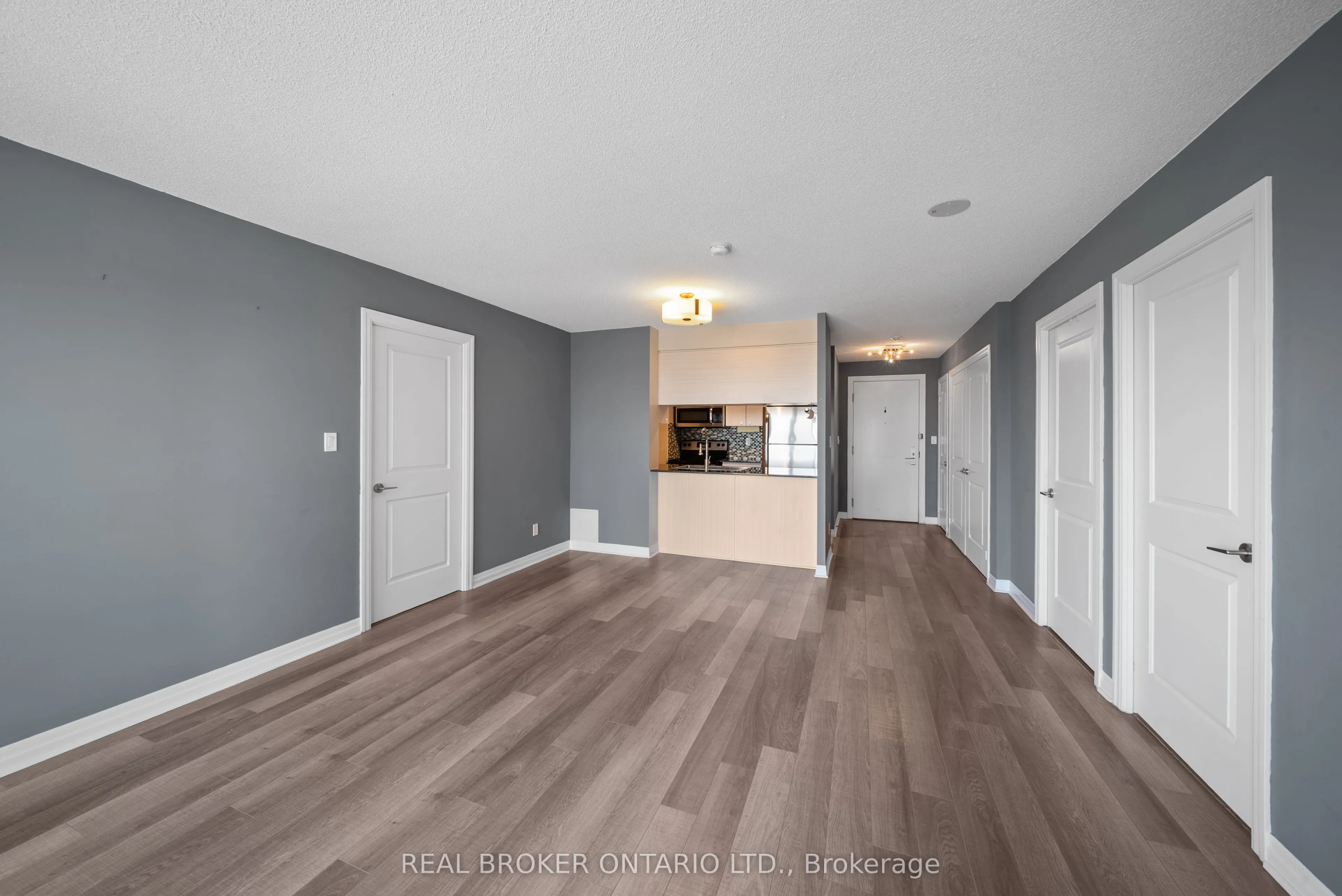 2015 Sheppard Avenue E #3010