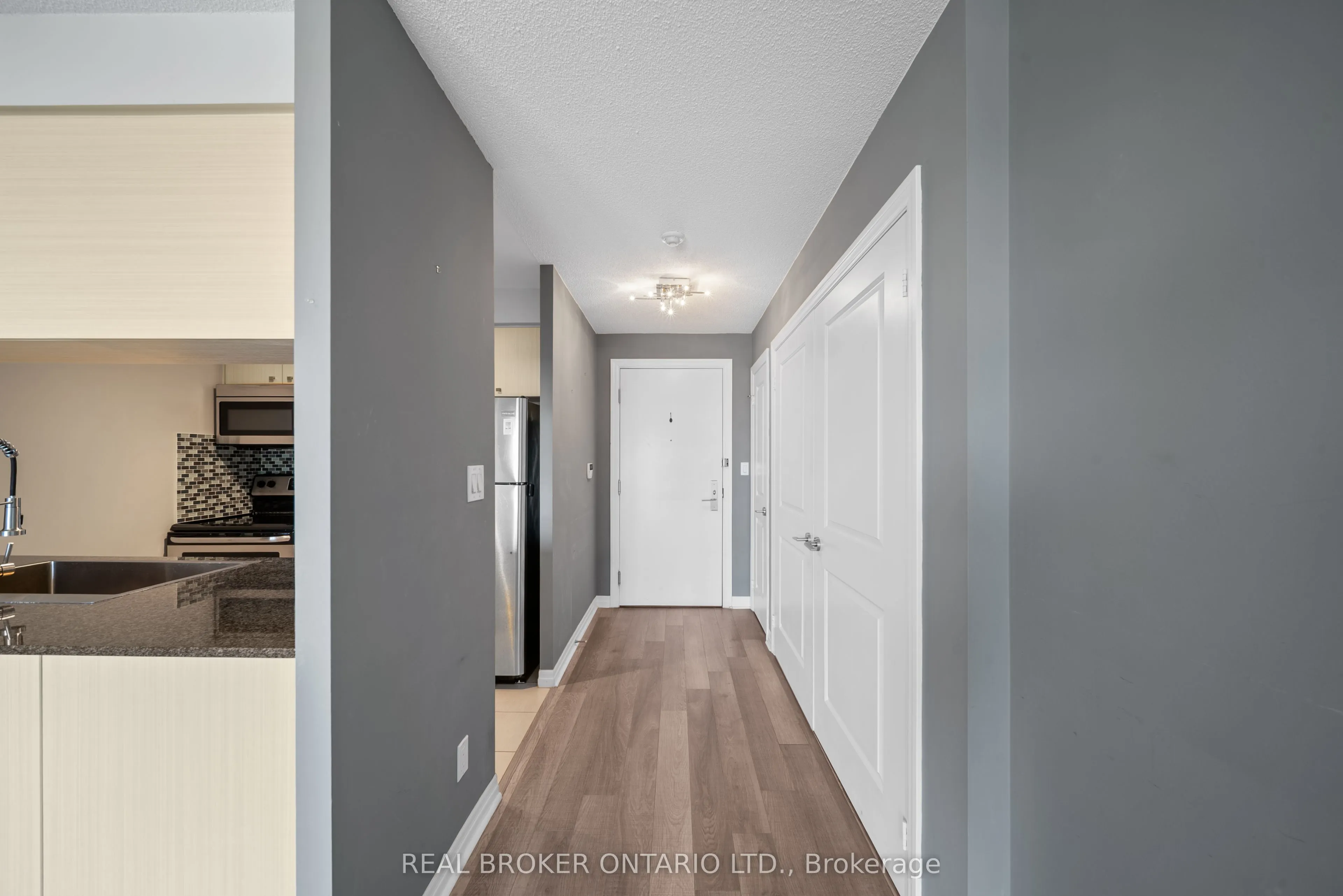 2015 Sheppard Avenue E #3010
