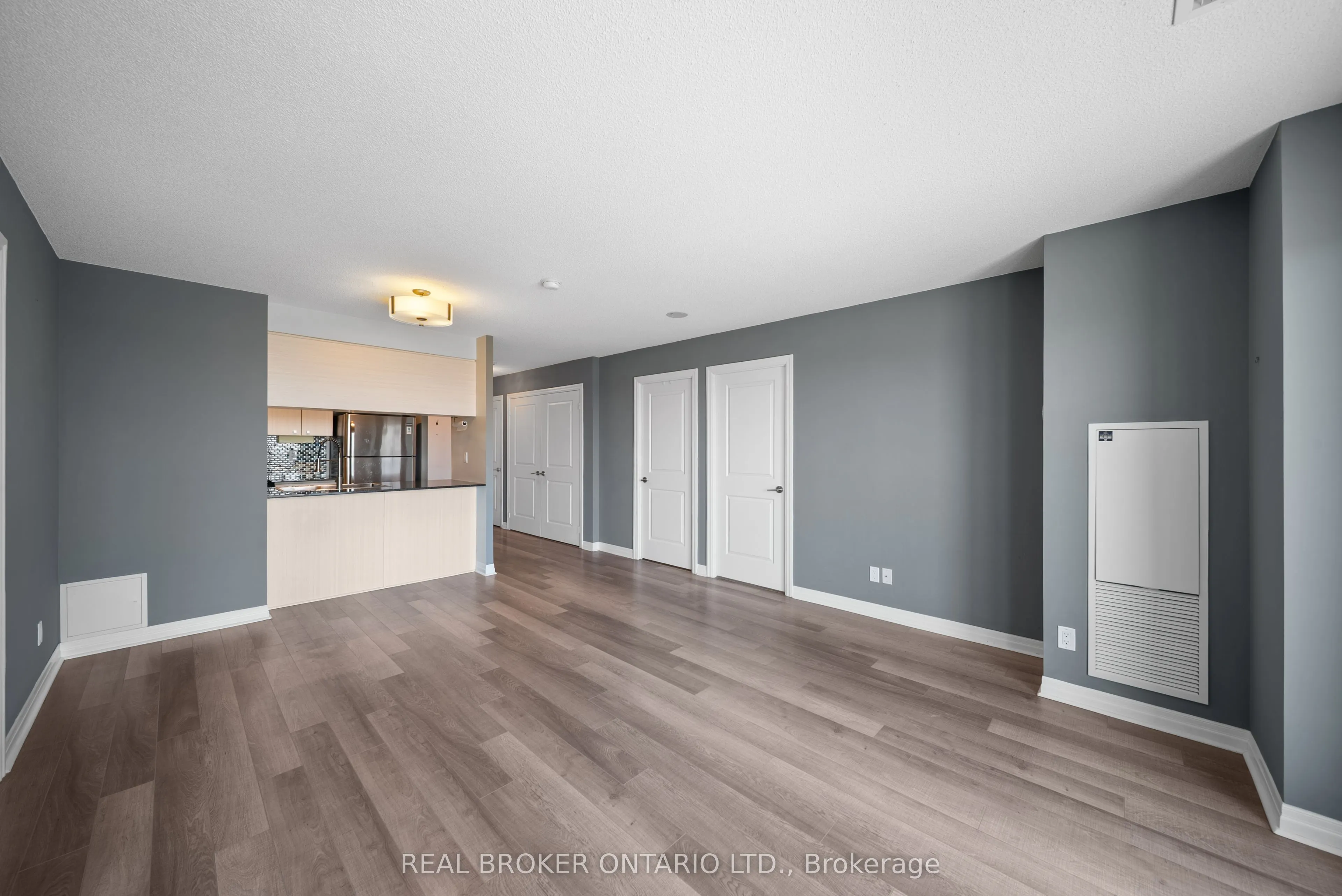 2015 Sheppard Avenue E #3010