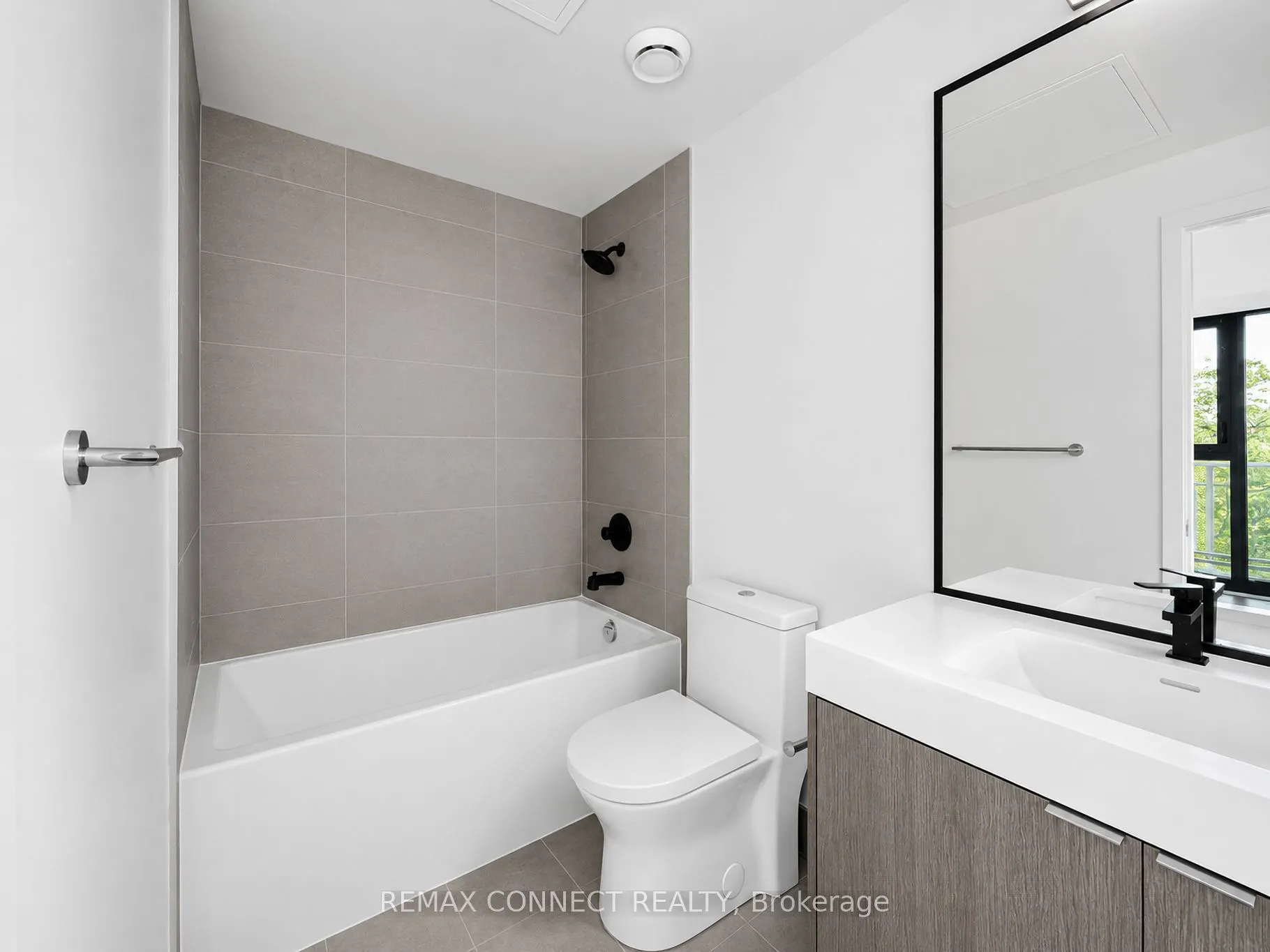 250 Lawrence Avenue W #504