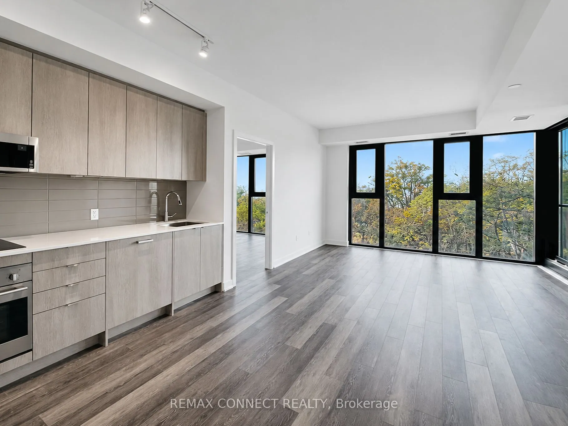 250 Lawrence Avenue W #504