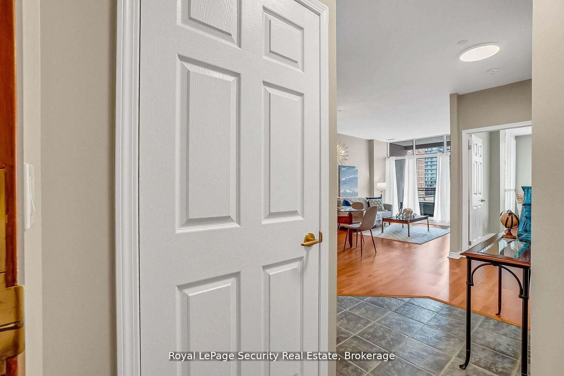 980 Yonge Street #403