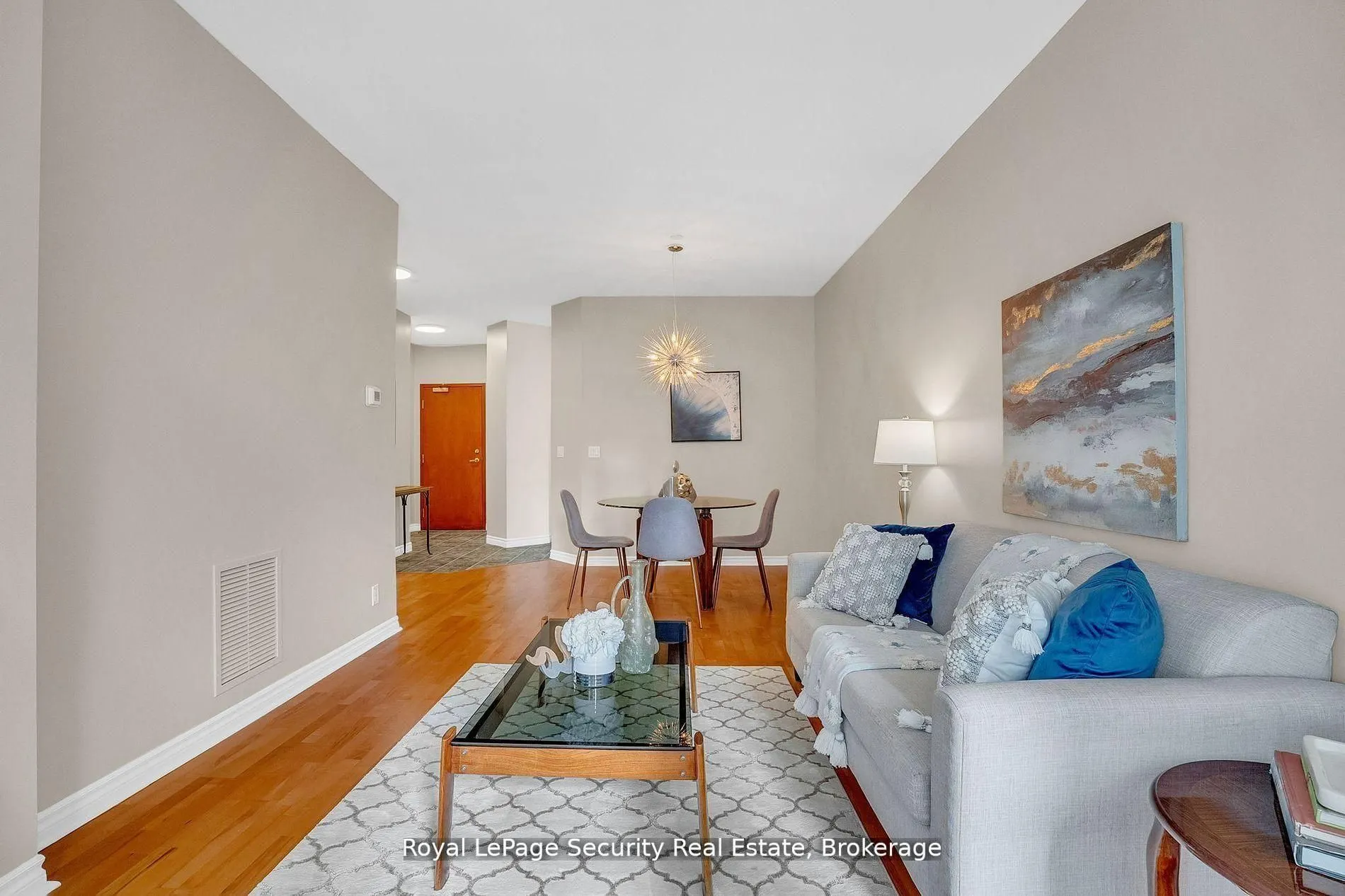980 Yonge Street #403