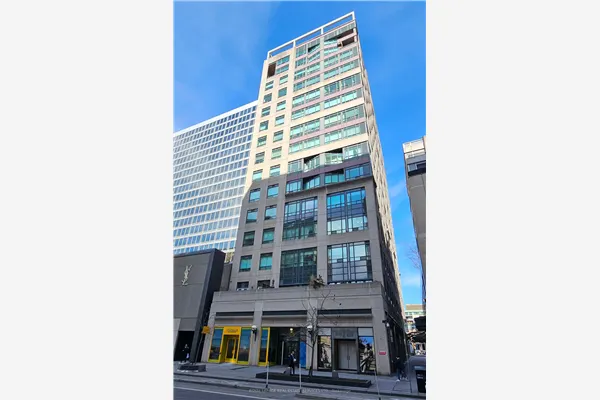 102 Bloor Street W