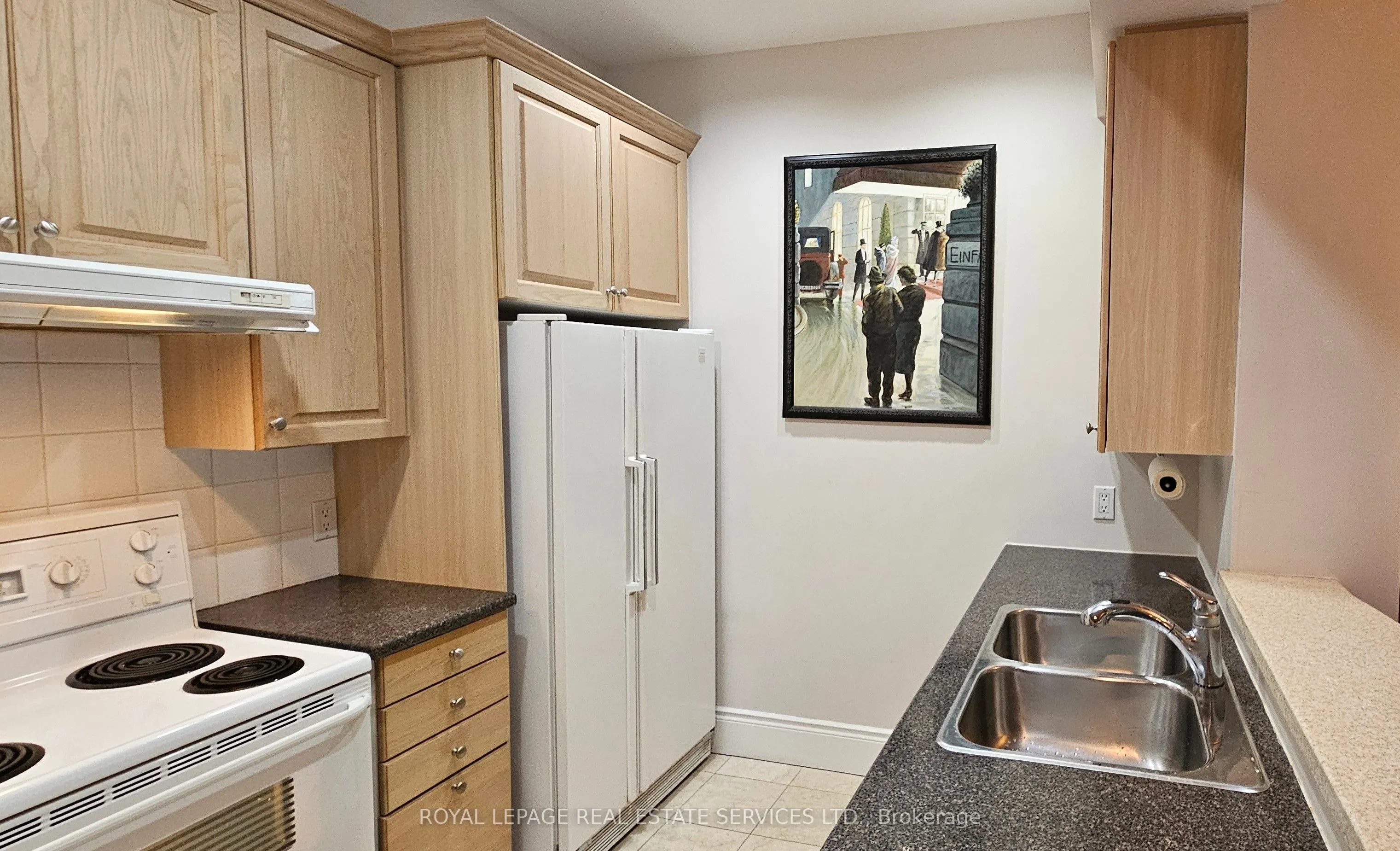 102 Bloor Street W #306