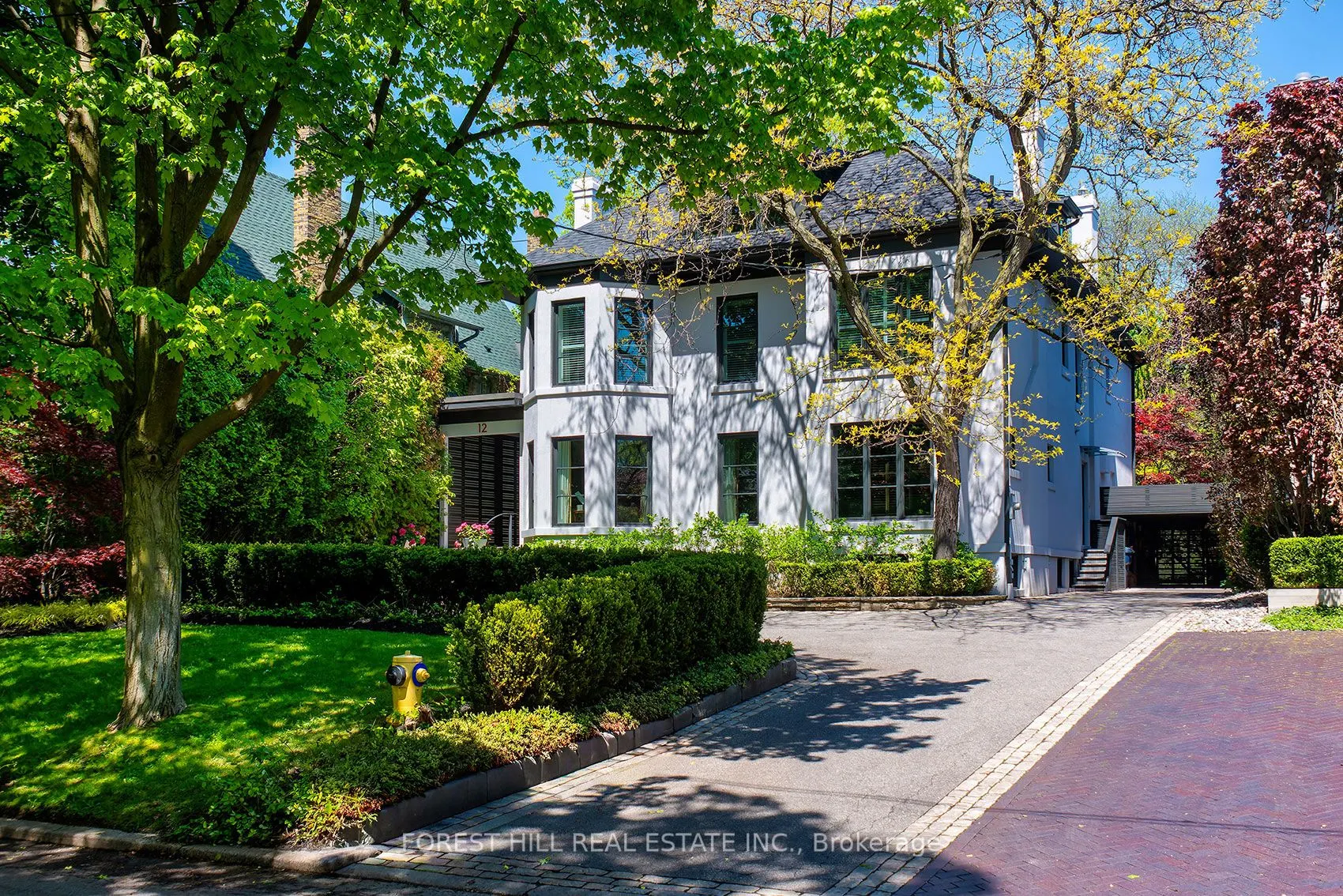 12 Shorncliffe Avenue