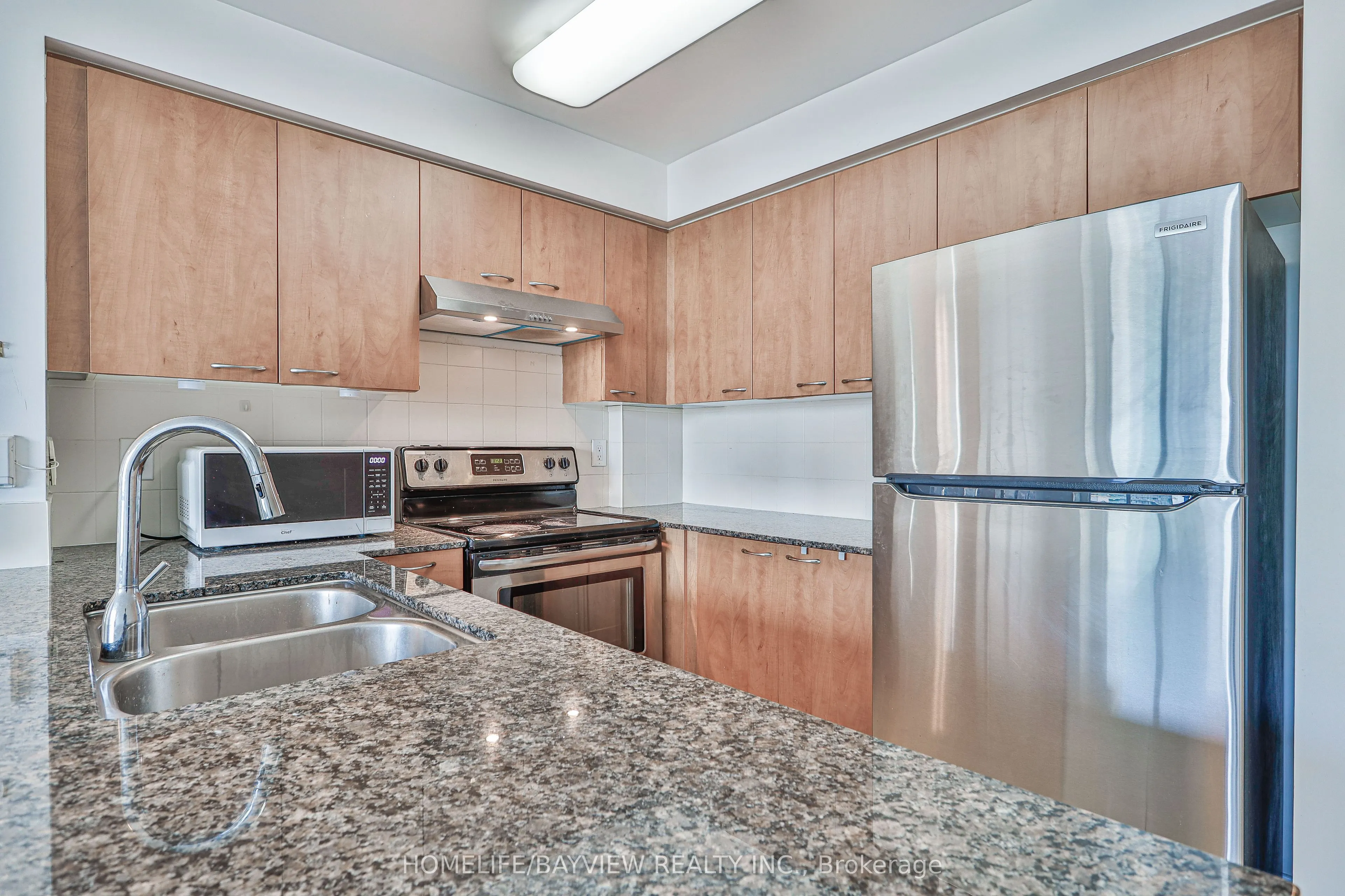 503 Beecroft Road #LPH08