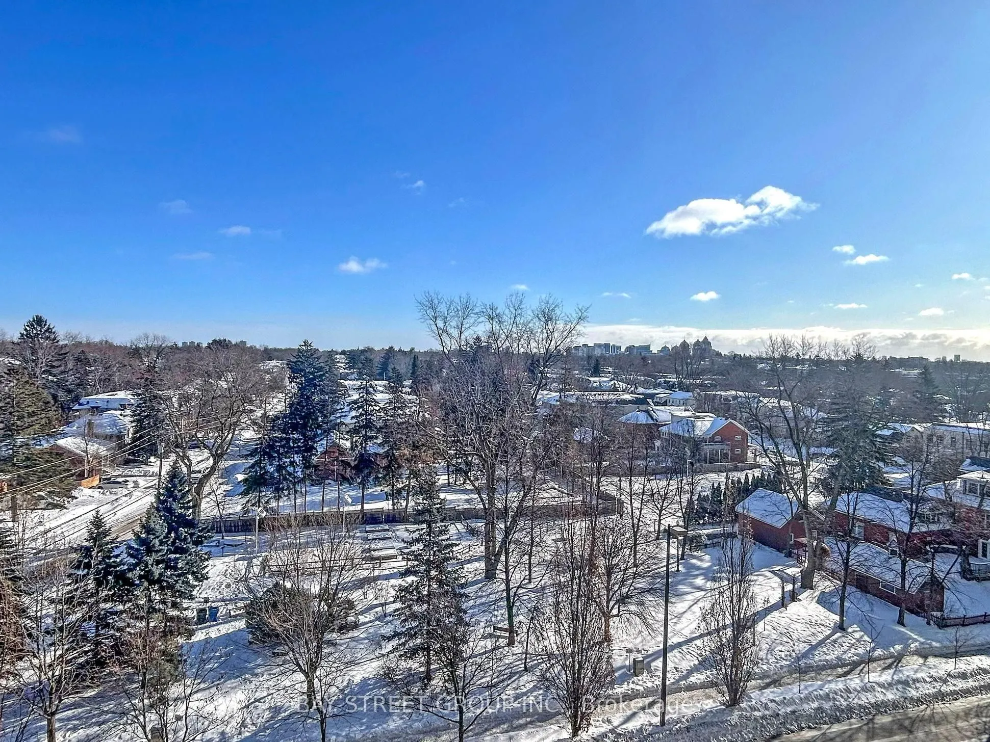 260 Doris Avenue #906