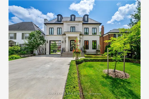 327 Cortleigh Boulevard