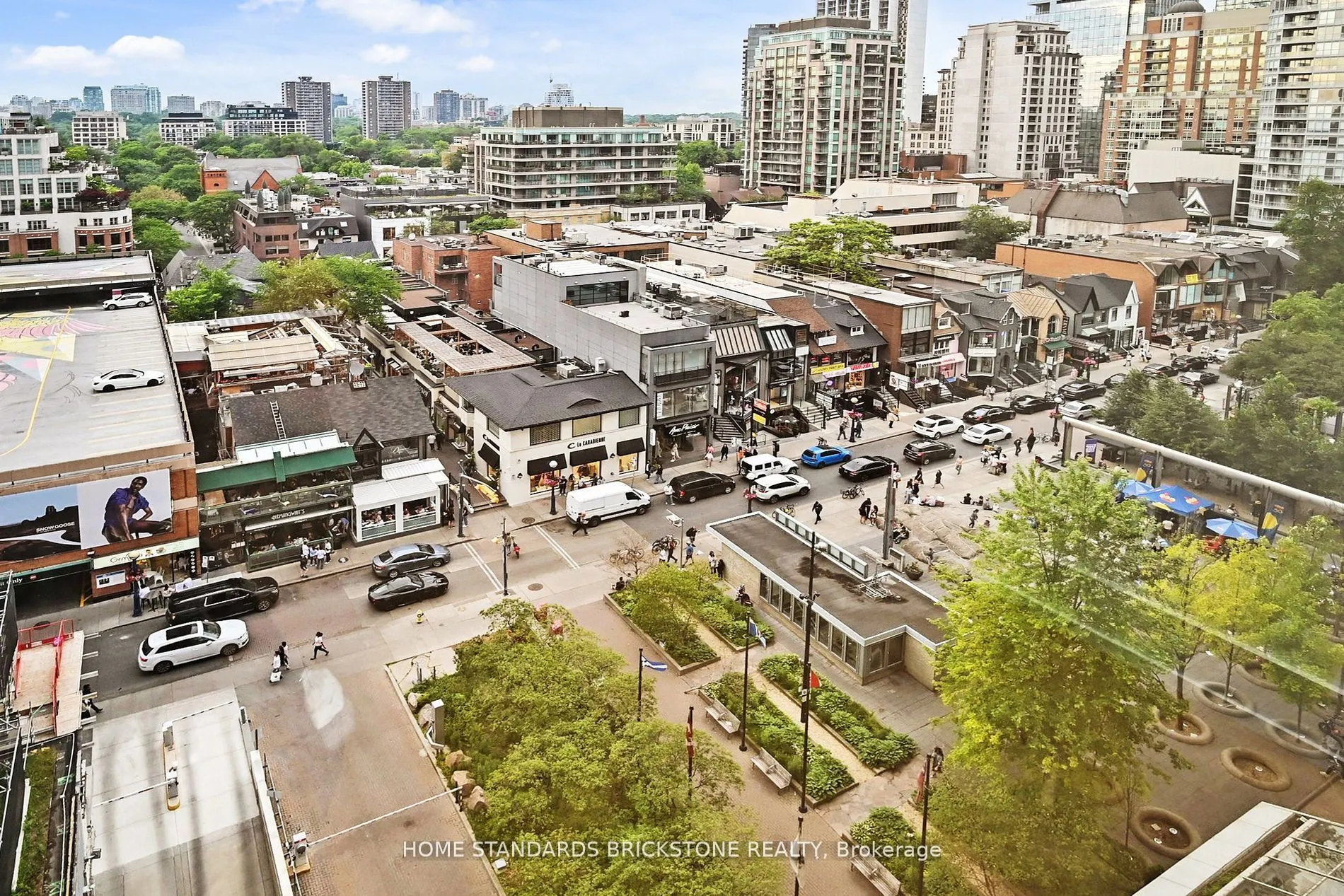 110 Bloor Street W #1009