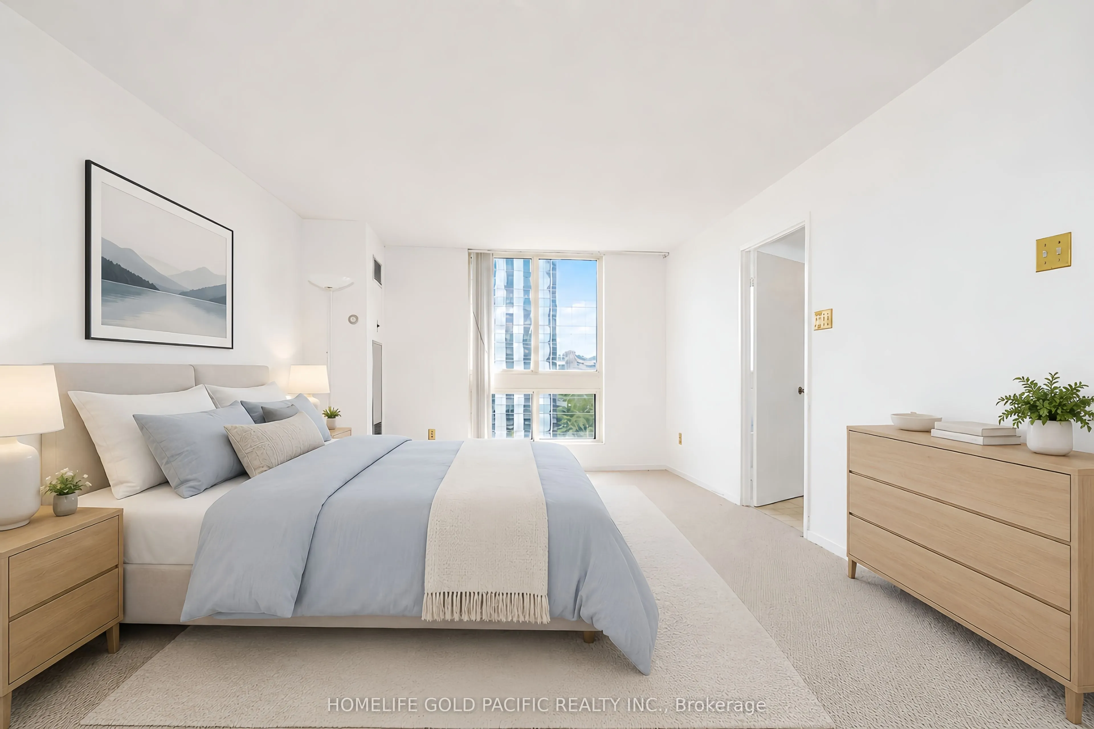5 Kenneth Avenue #907