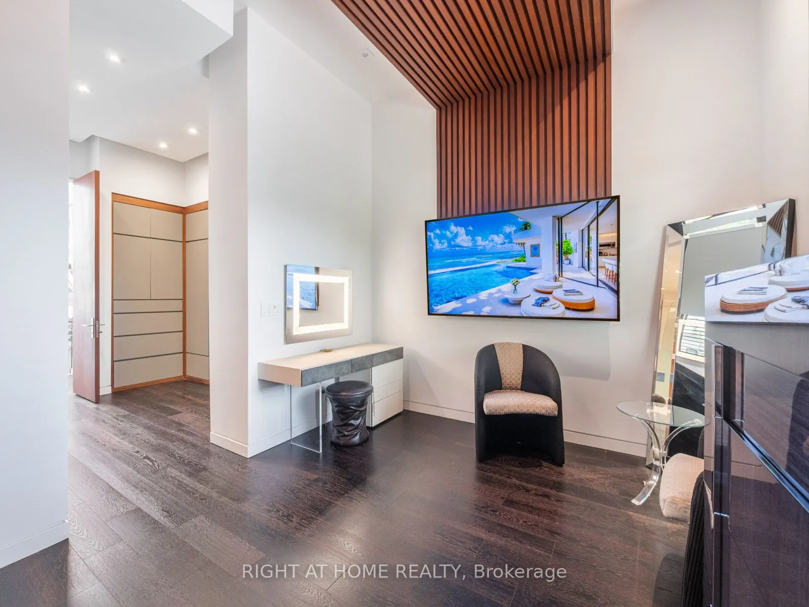 336 Melrose Avenue